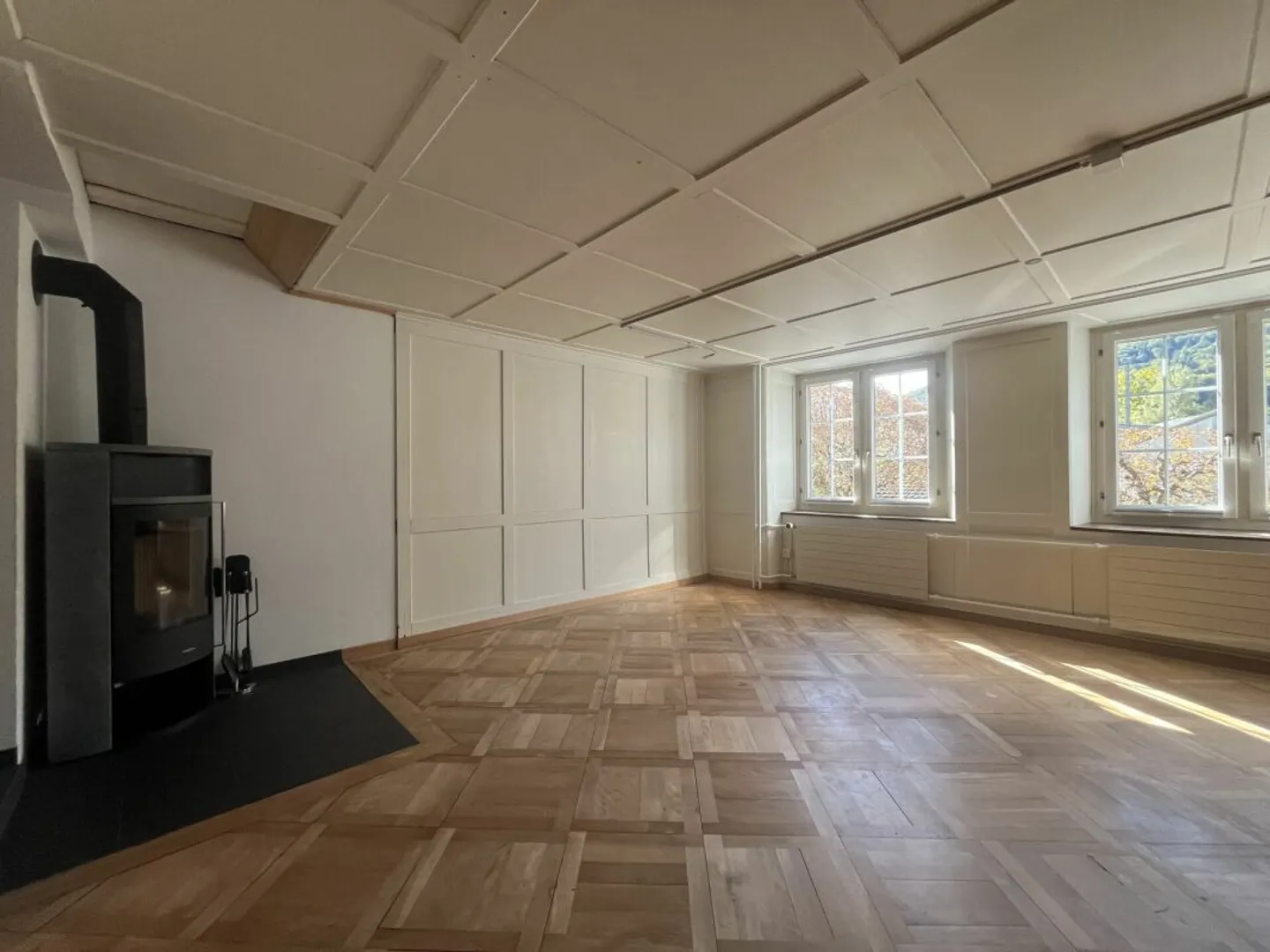 Attractive 6.5-room terraced single-family house for rent in Ennenda near Glarus - Photo 2 of 11