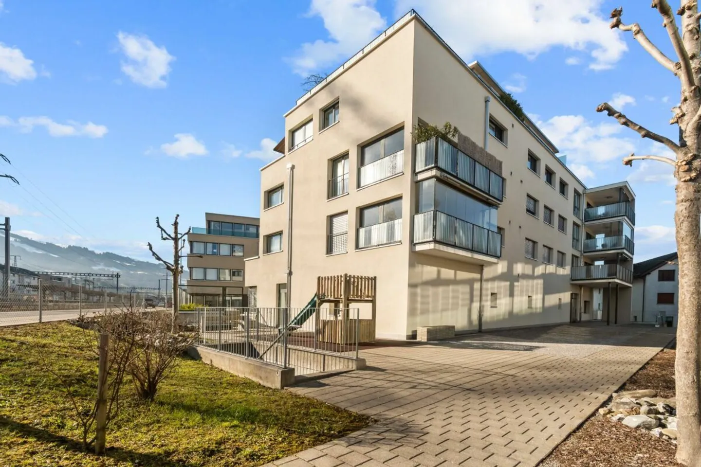 Modern Apartment in Central Lachen - Photo 9 of 9