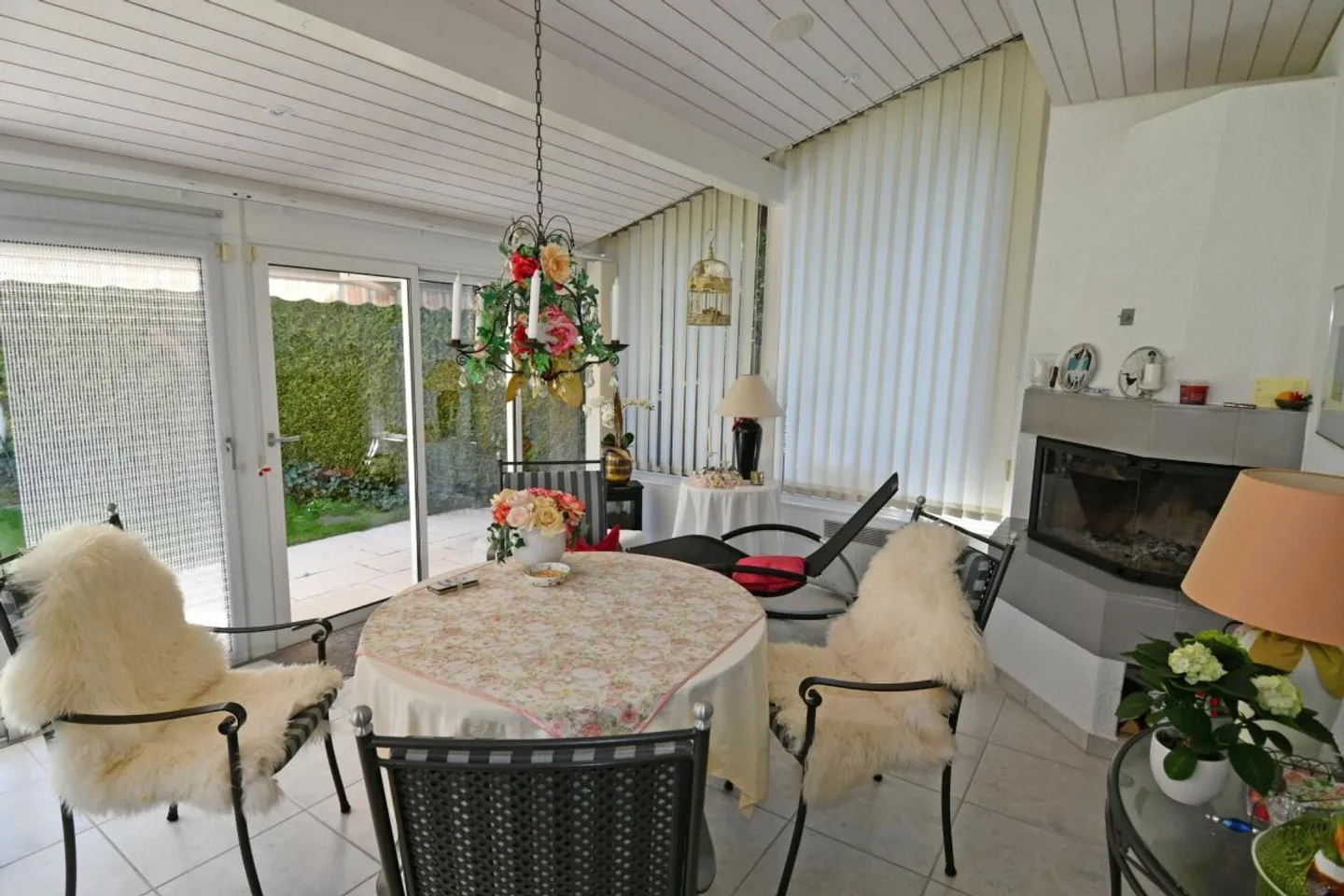 Maison individuelle de 7,5 pièces bien entretenue avec magnifique jardin - Photo 5 sur 13