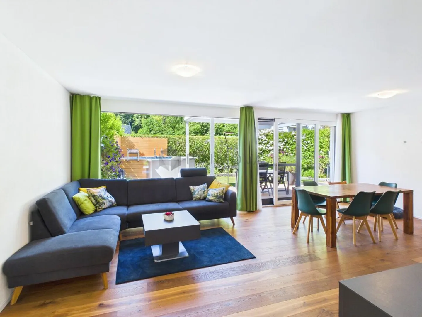 Charmante maison de 5,5 pièces - Maison jumelée & jardin dans un quartier de choix - Photo 3 sur 13