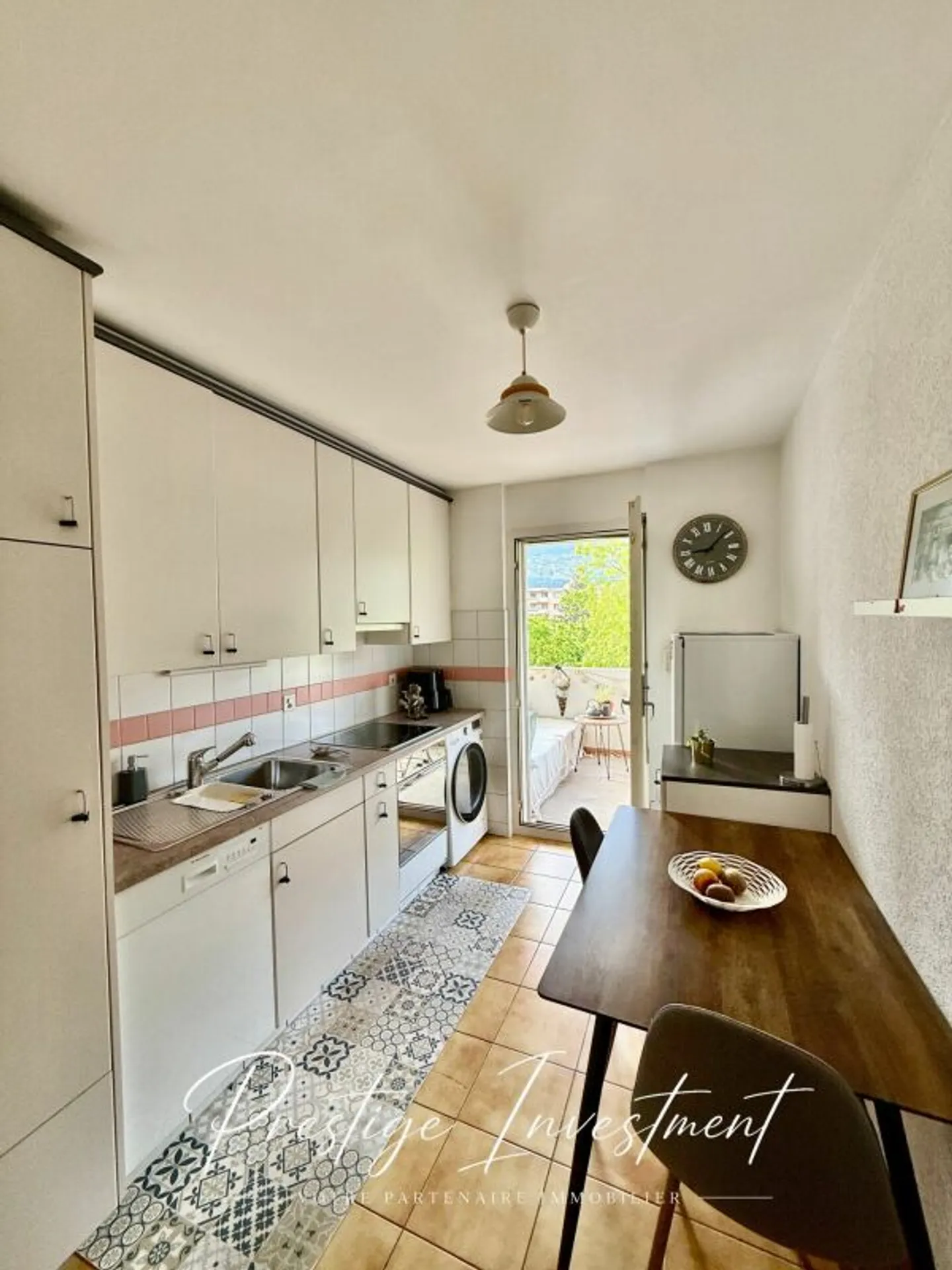 APPARTAMENTO LUMINOSO DI 5 LOCALI, 119 M2, SION - Foto 5 di 13