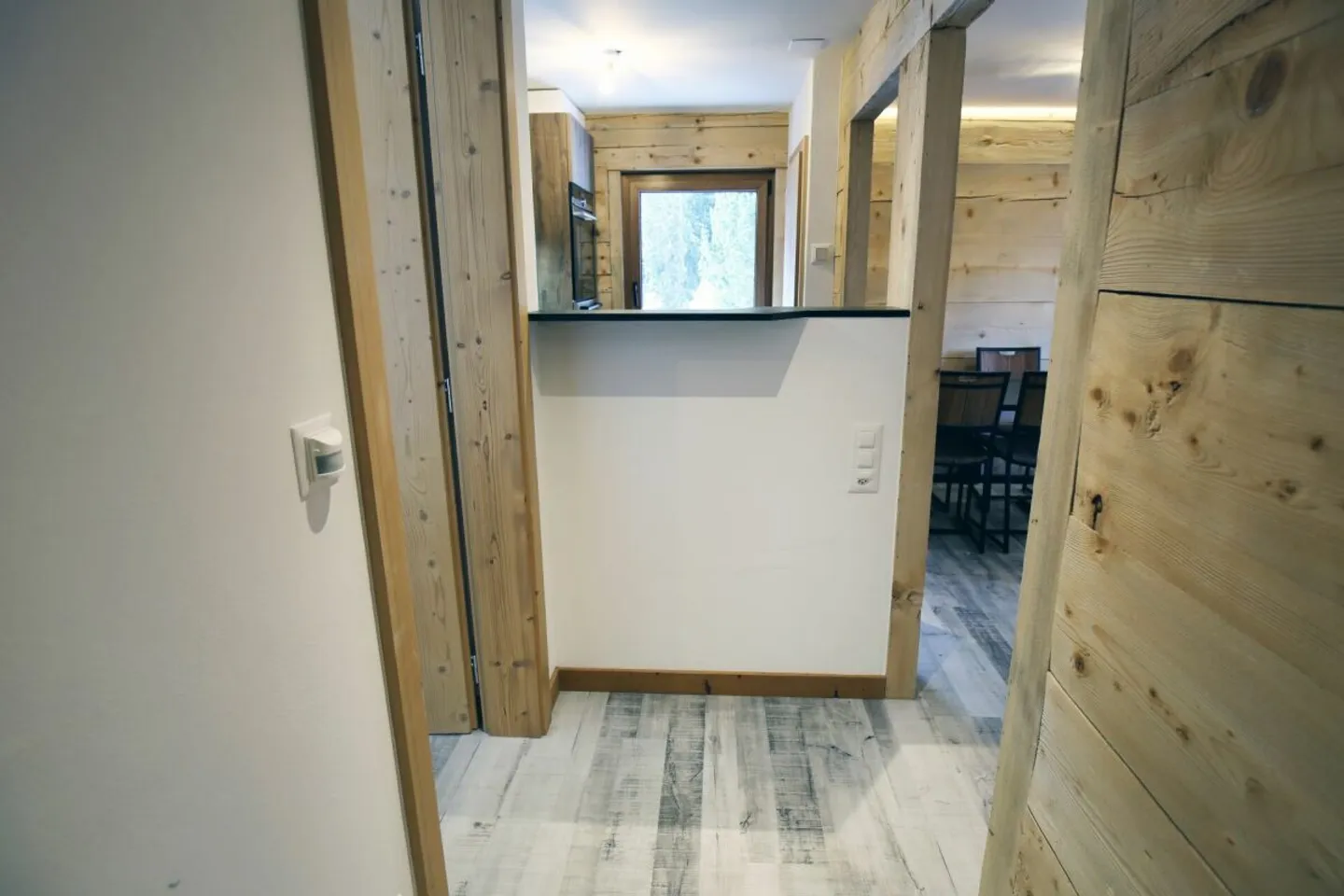Magnificent 3.5-room apartment in a haven of peace A5 - Photo 9 of 13