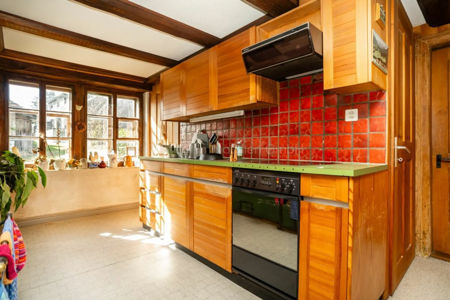 Building land in Brütten with historic farmhouse and development potential - Photo 8 of 13