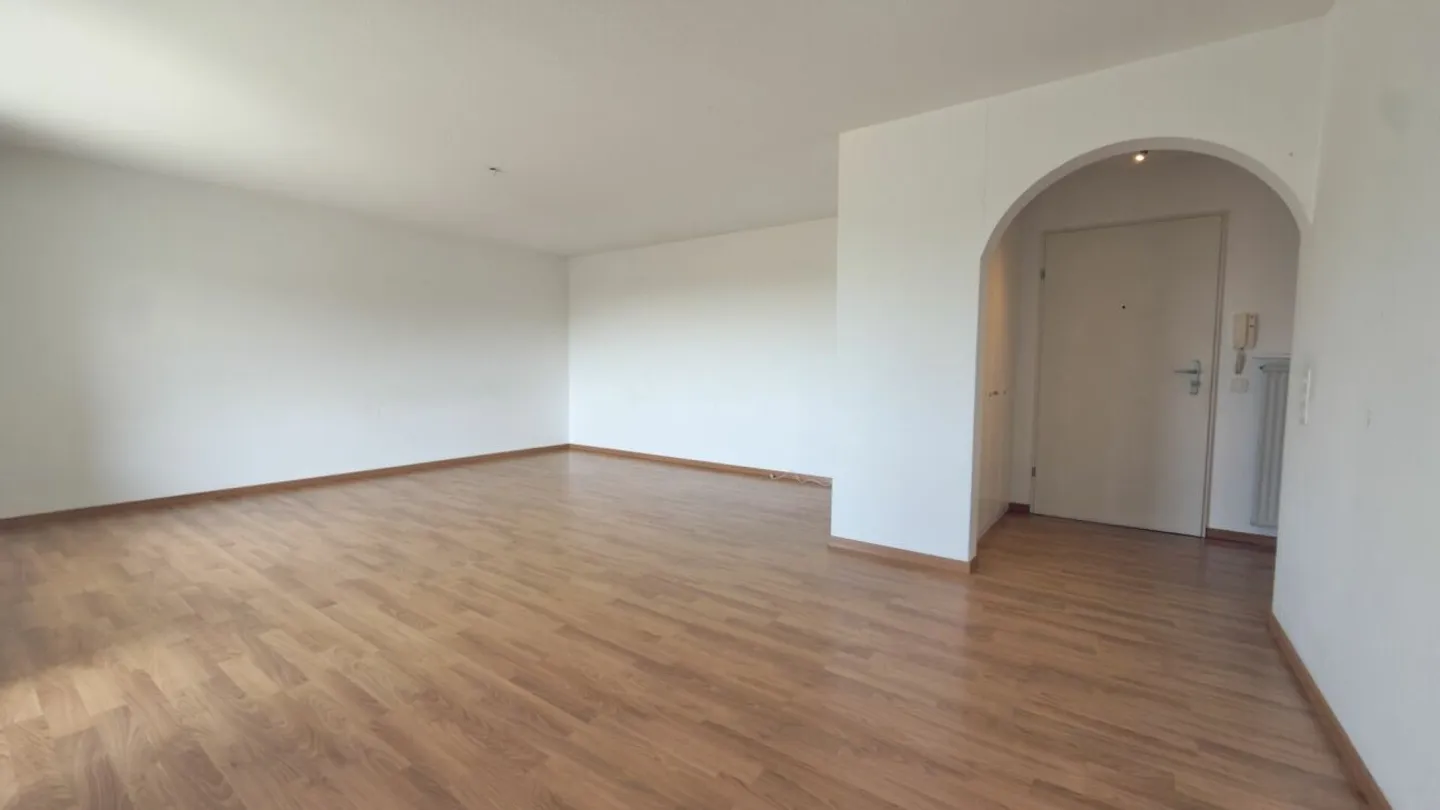 Schöne Aussichten! Helle und gemütliche Wohnung im 7. OG mit toller Bergsicht! - Foto 9 von 13