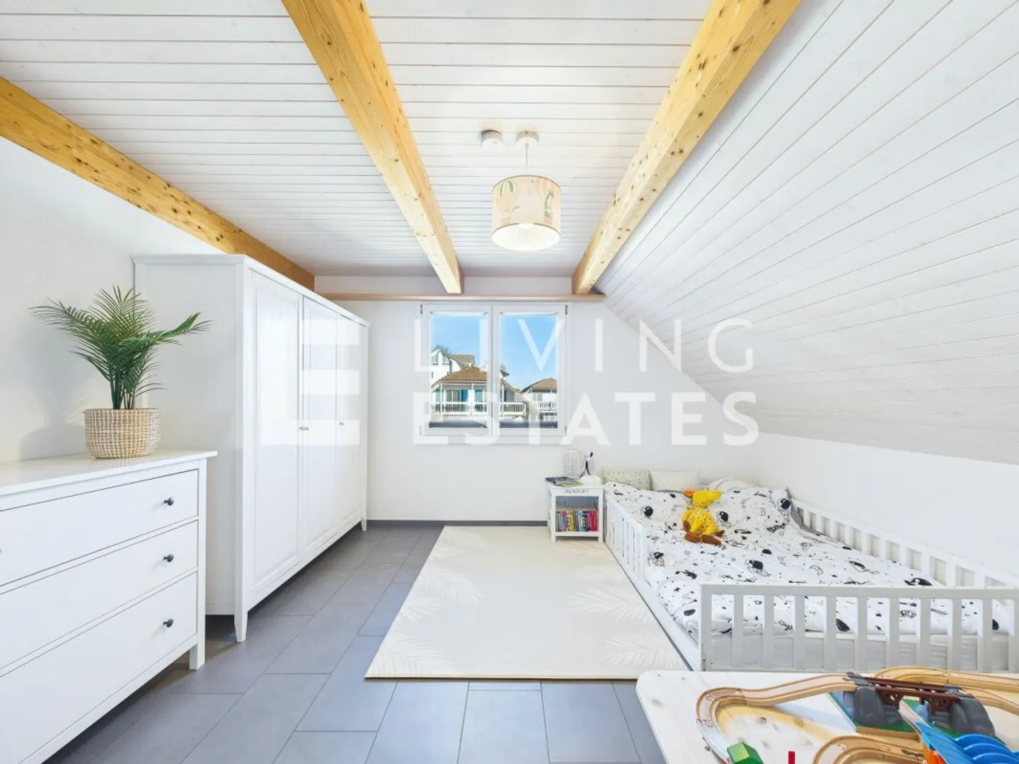 CASA DEL BENESSERE CON SPAZIO PER IL TUO PARCO AUTO - INDIPENDENTE. SOSTENIBILE. MODERNA. - Foto 12 di 13