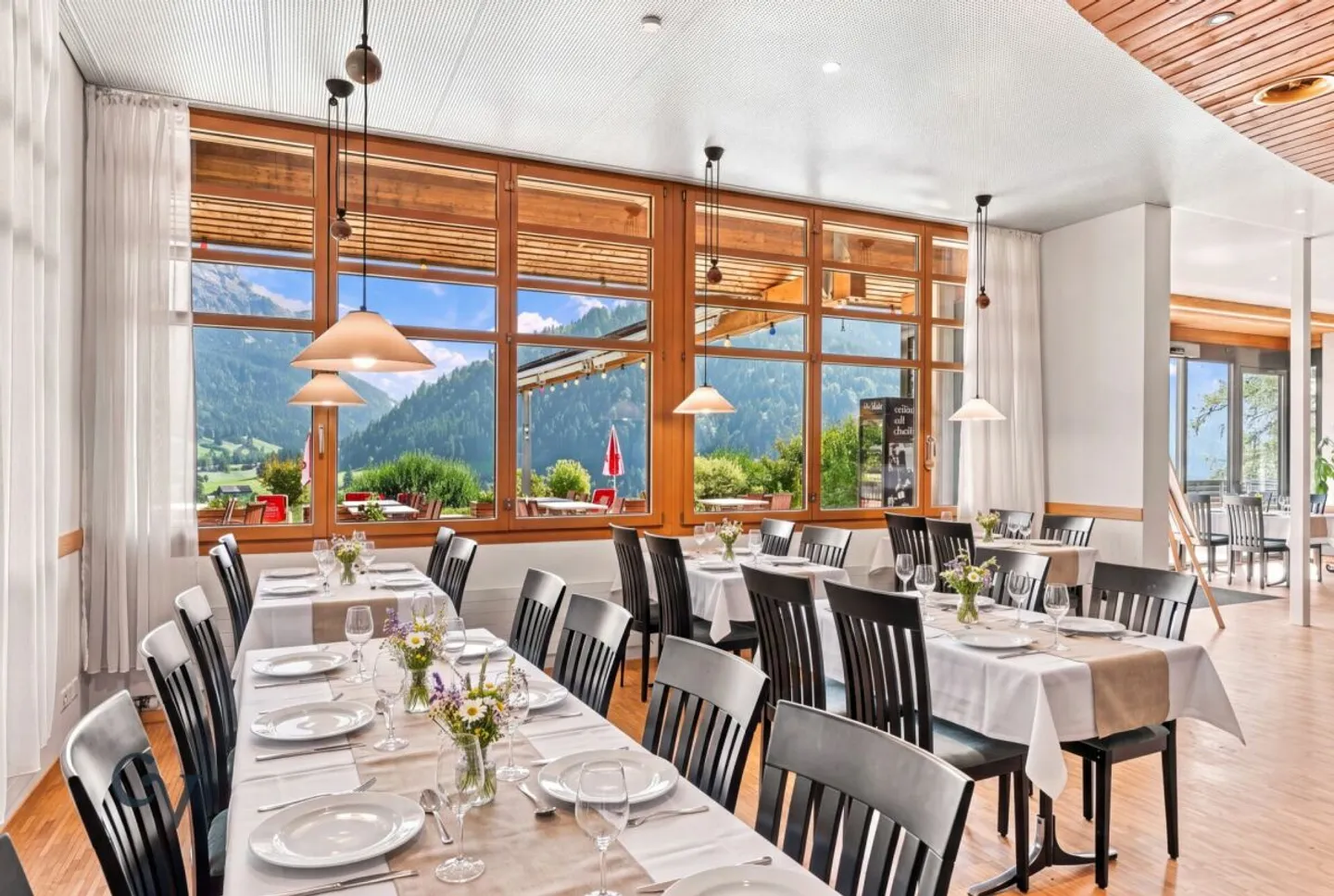 Traditional Eigenthalerhof - Excursion restaurant at the foot of Pilatus for lease - Photo 8 of 13