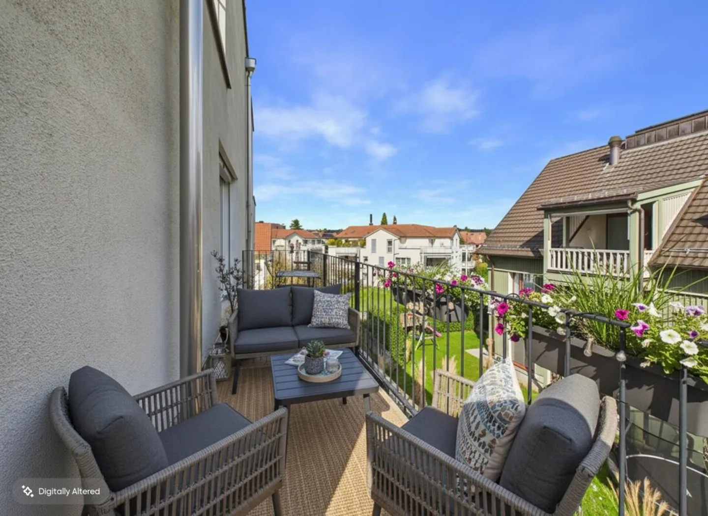 Exklusive 4.5 Wohnung mit sonniger Terrasse - Photo 3 of 13