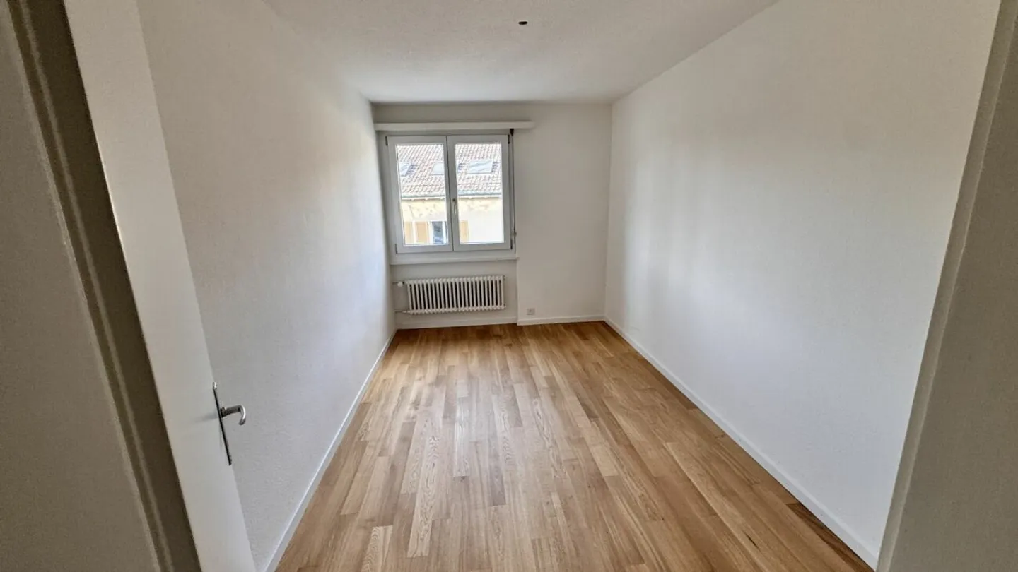 Appartement central de 3,5 pièces dans le quartier de Maihof au 2ème étage - Photo 5 sur 10