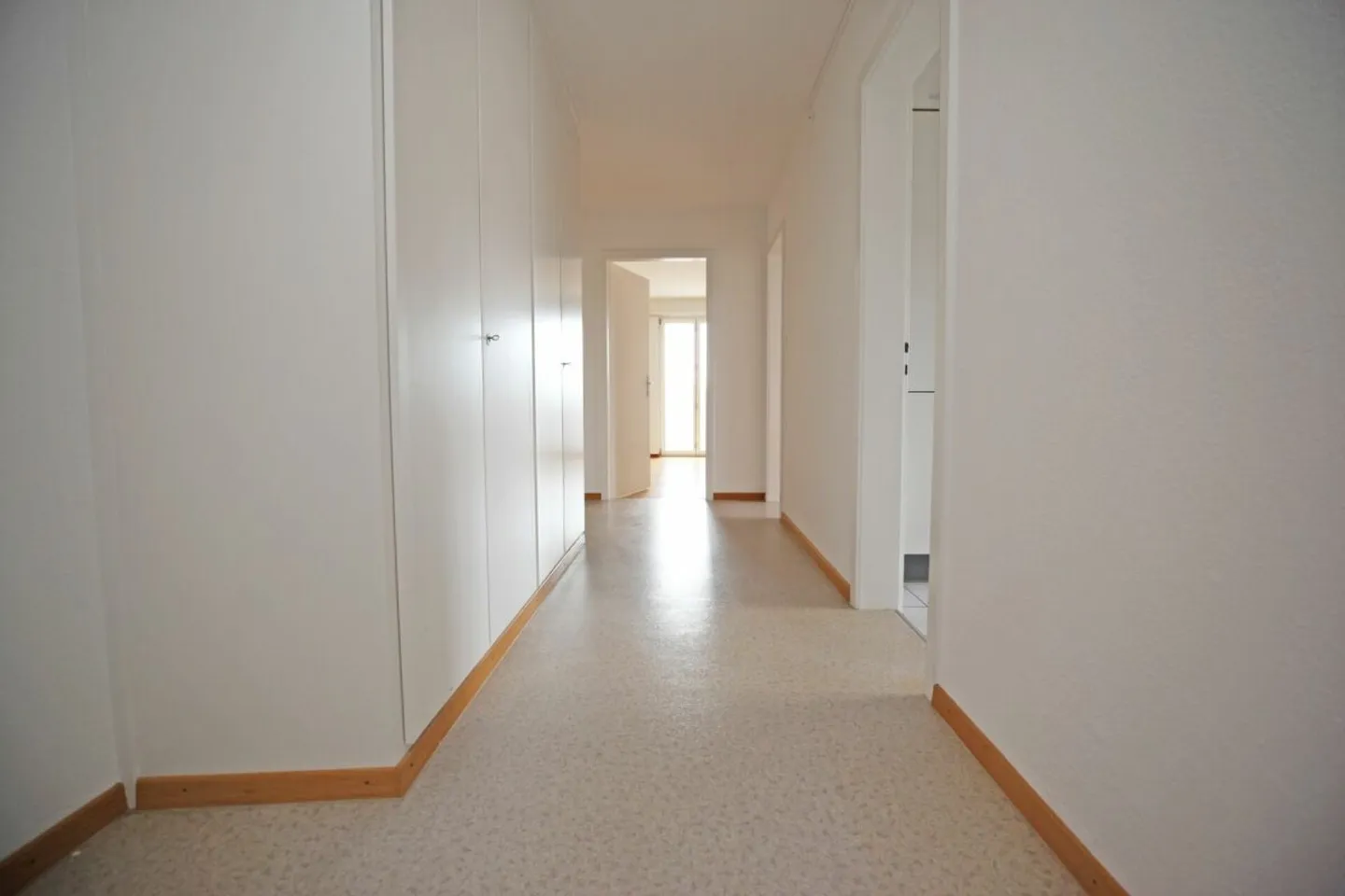 Appartement spacieux de 3,5 pièces près de la gare - Photo 6 sur 9