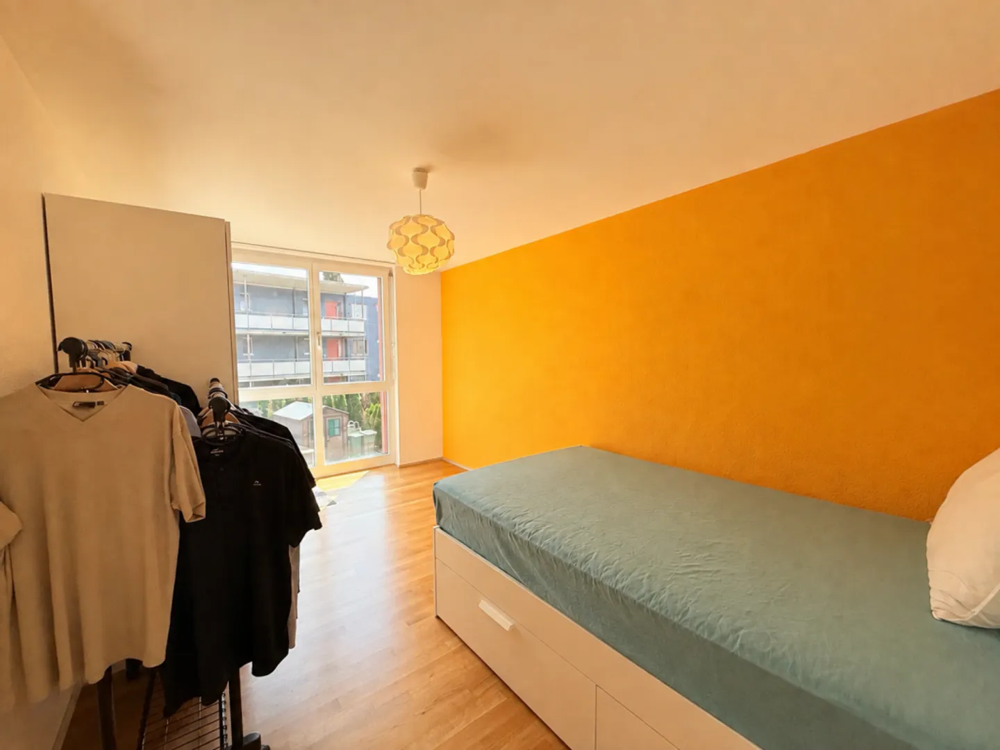 Grosszügige 4.5 Zimmer Wohnung in Aarwangen - Foto 8 di 13