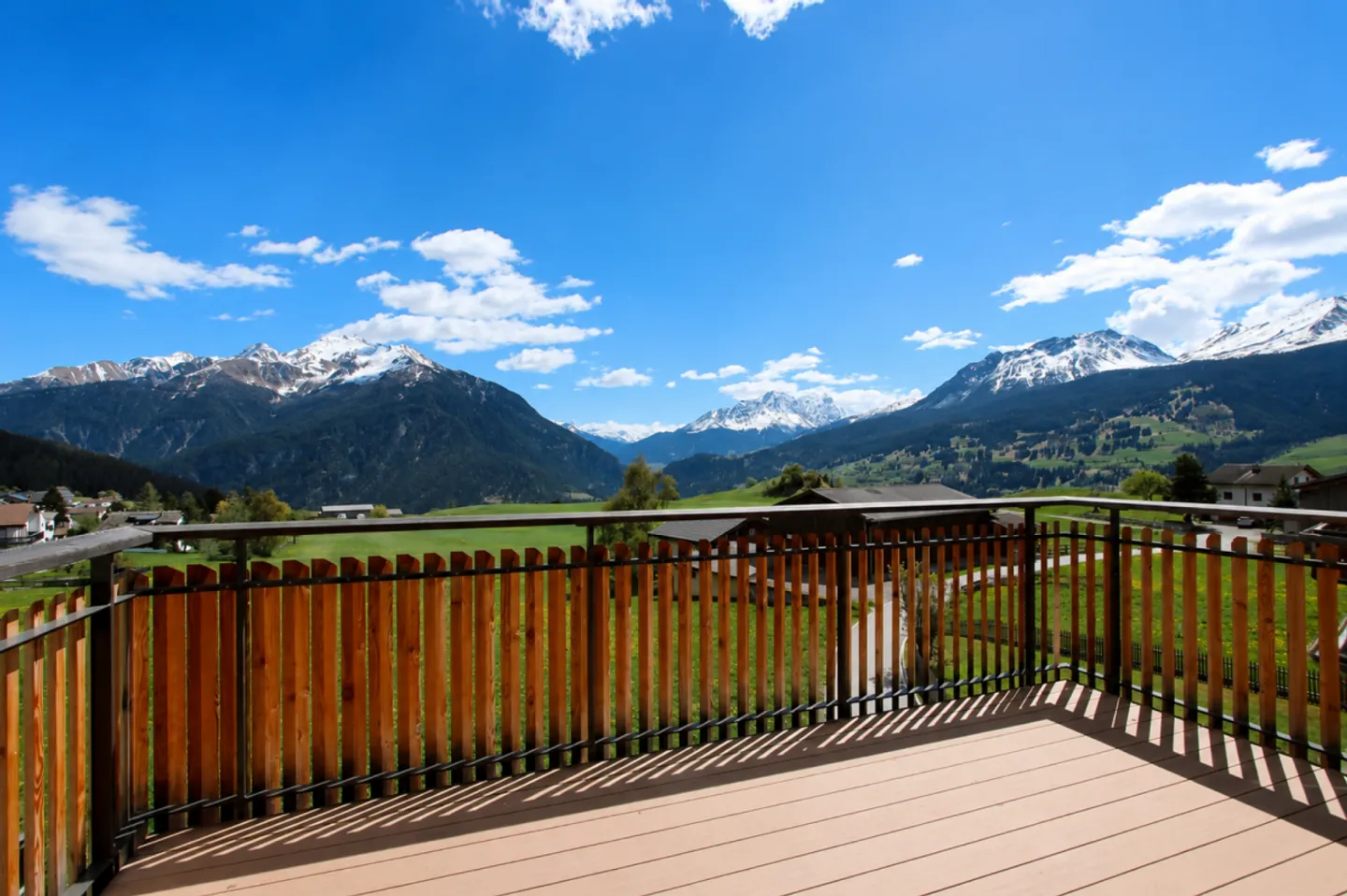 5.5 Room Penthouse Apartment with Unique Mountain Panorama - Photo 13 of 13