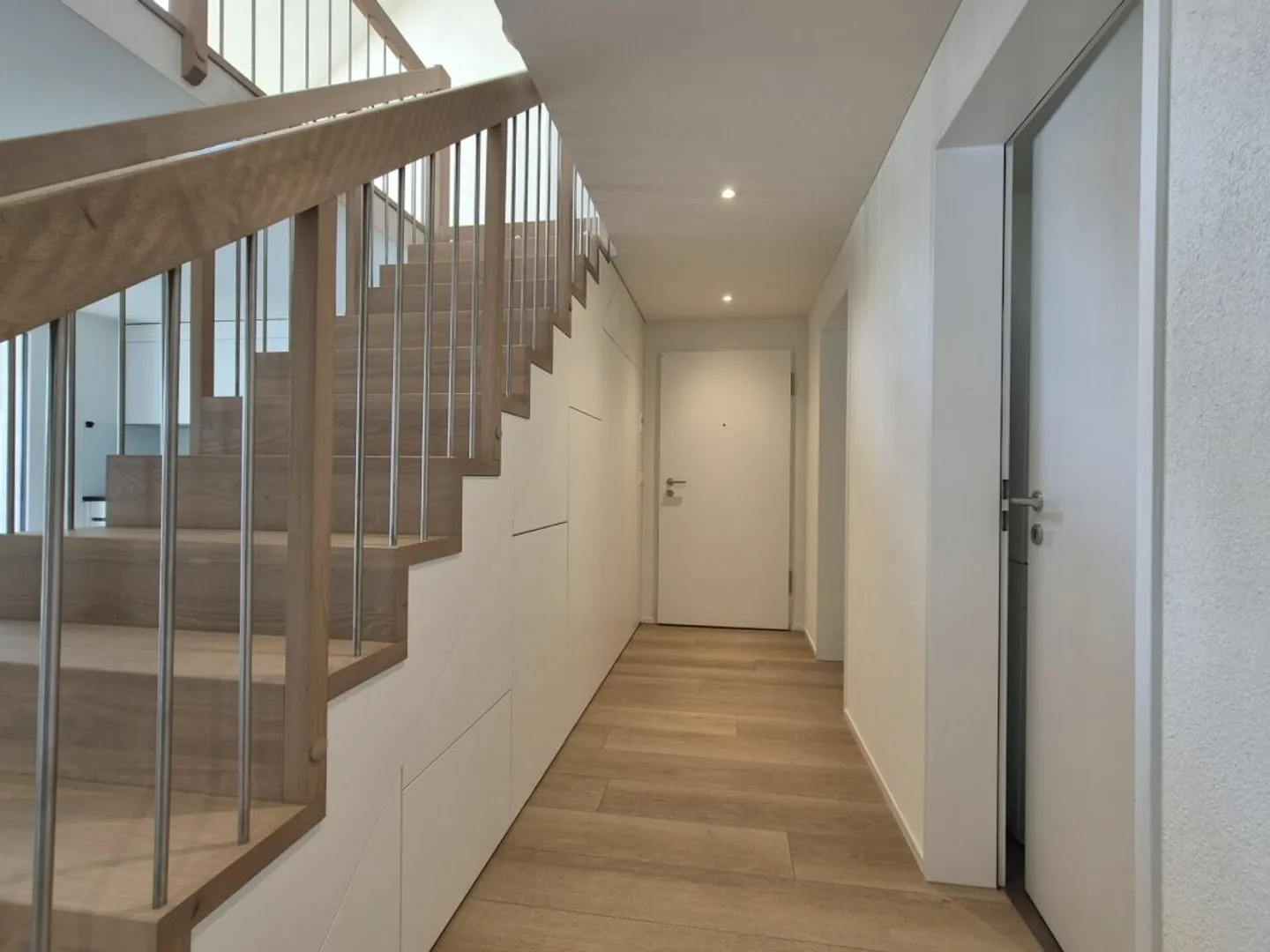 neuwertige 5-Zimmer-Maisonette-Wohnung mit Loggia an zentraler Lage - Photo 8 of 11