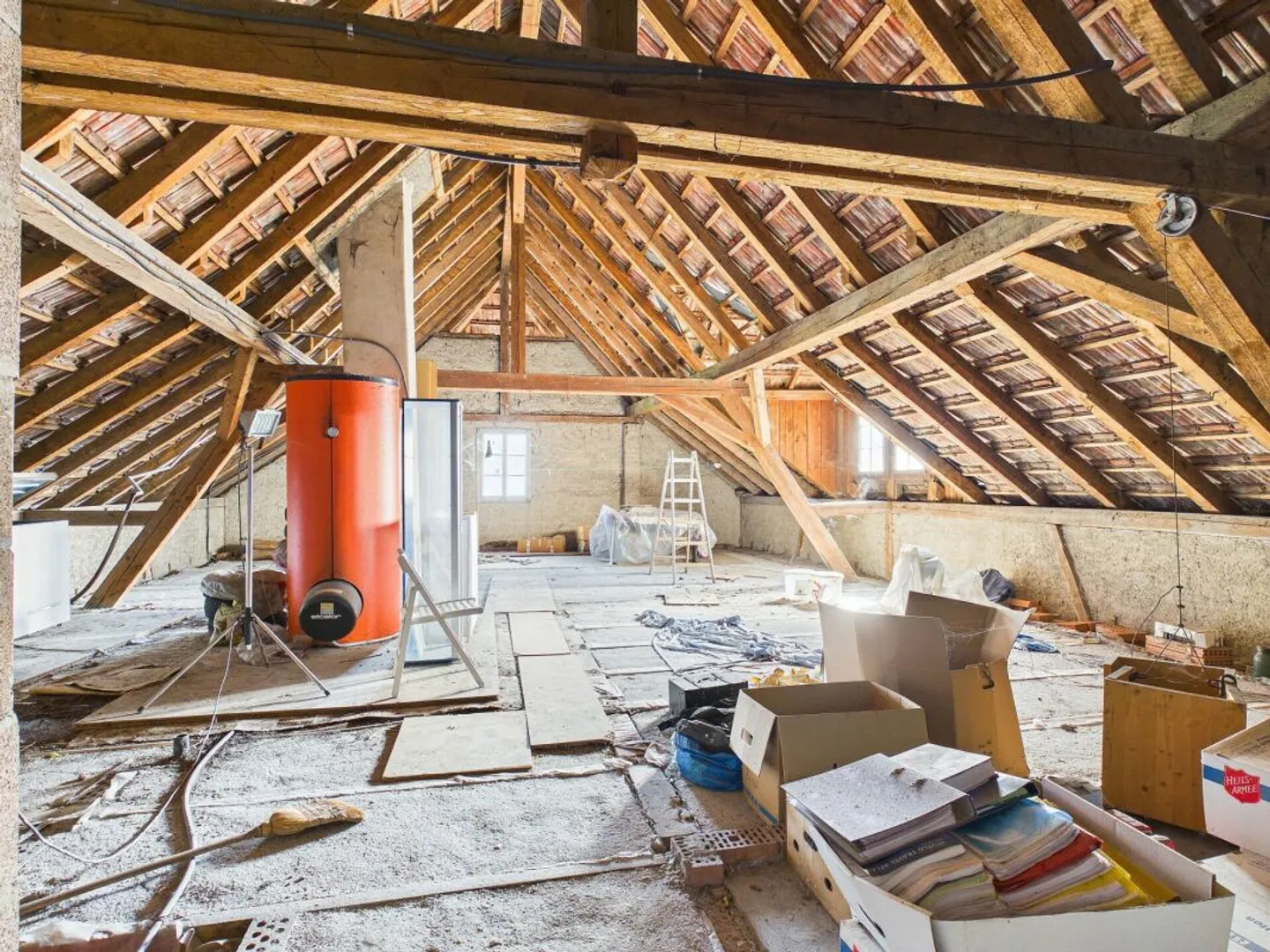 Large farmhouse with great potential - Photo 13 of 13