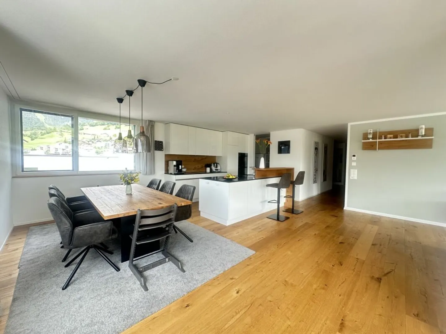 Modernes Apartment mit Bergblick - Foto 6 von 13