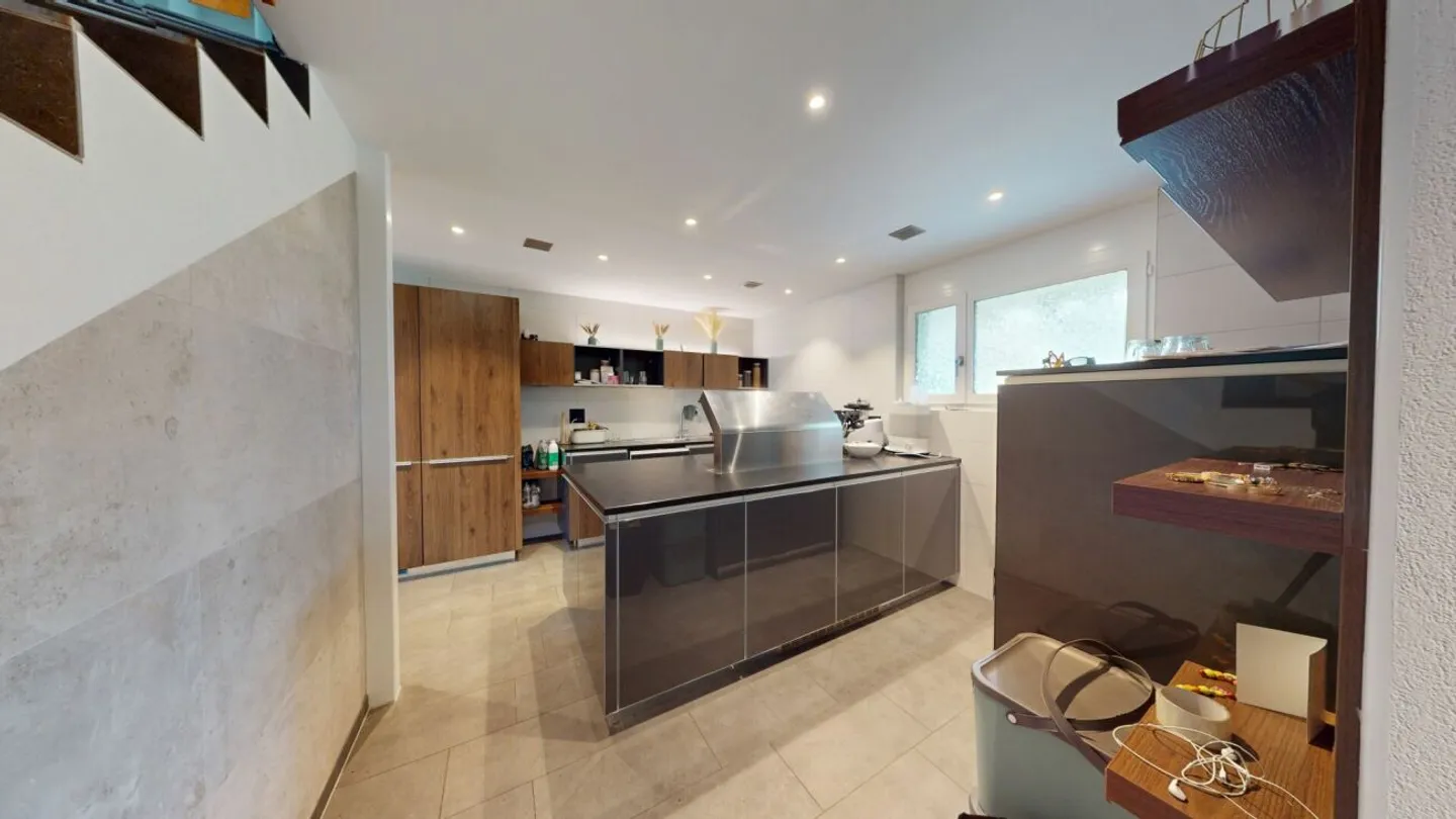 Family-friendly 5.5-room terraced house with exclusive features - Photo 9 of 13