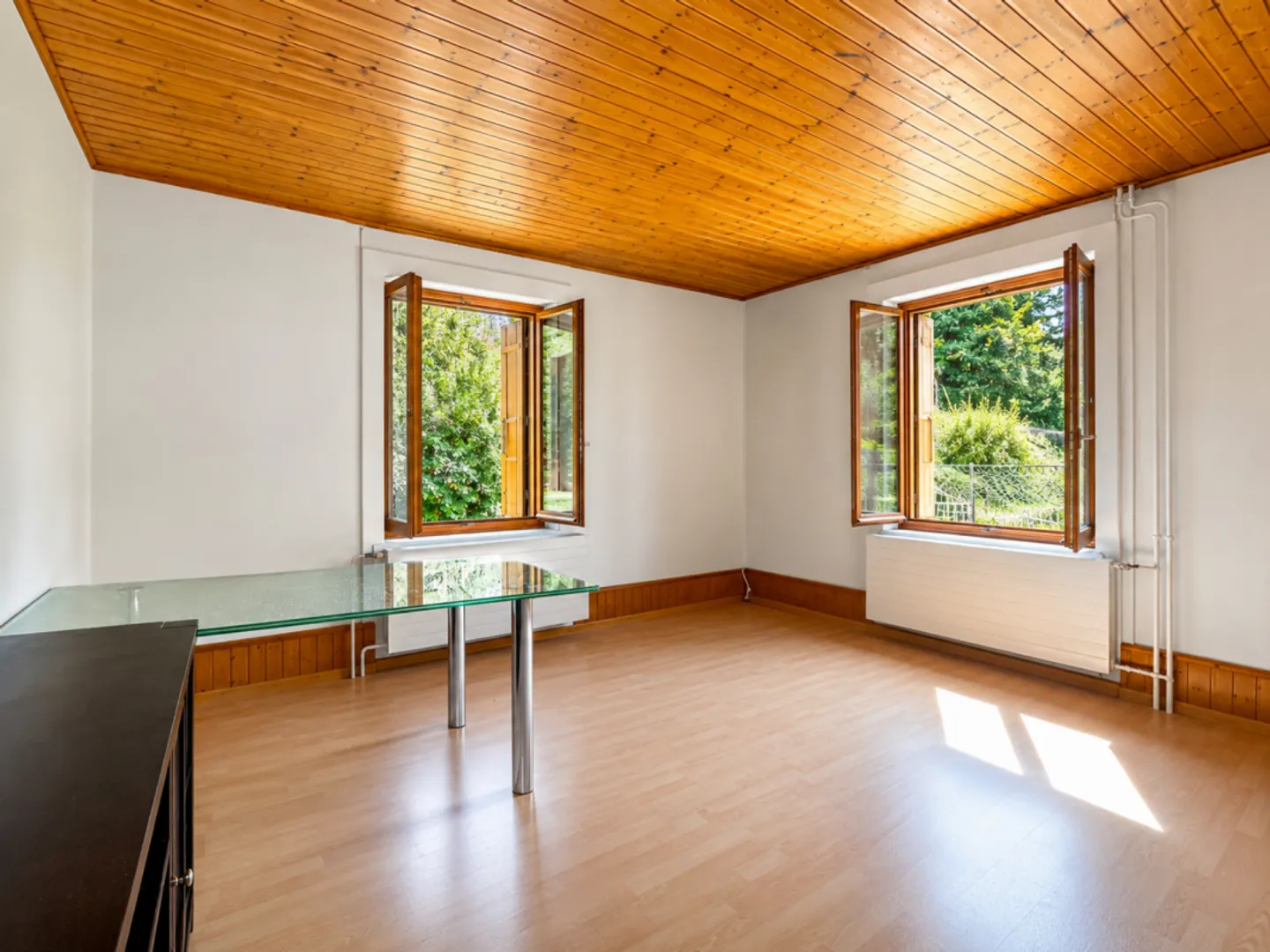 Family house with 3 apartments to renovate - Photo 4 of 13