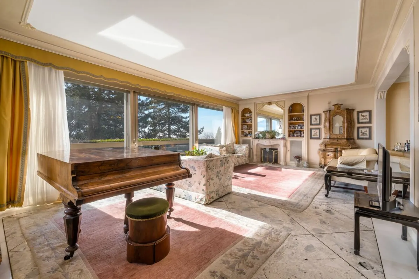 Villa indipendente 13 stanze a Blonay - Foto 2 di 10