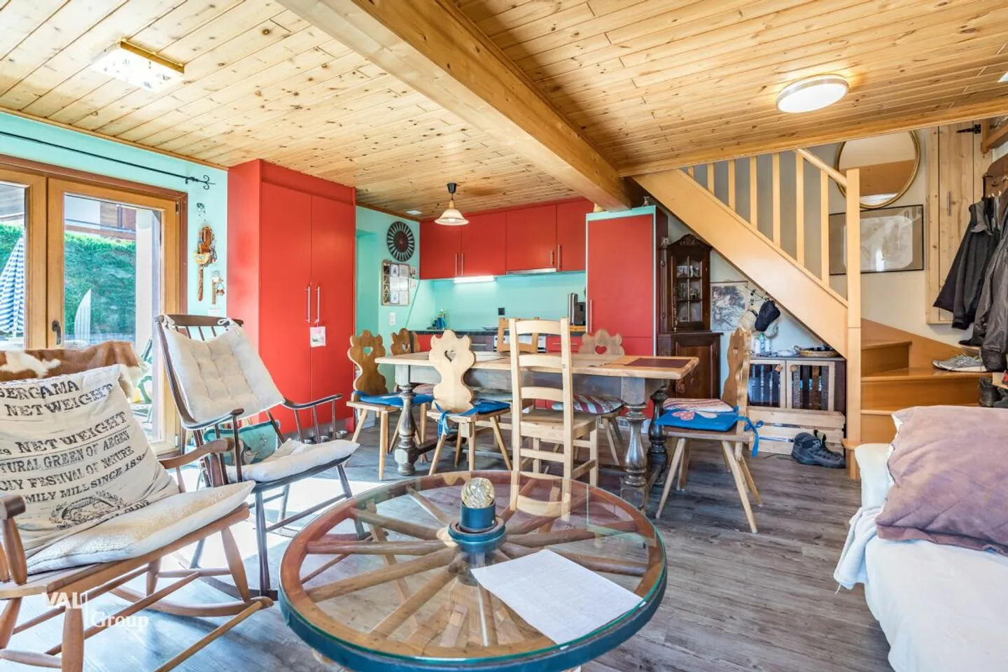 Chalet incantevole con bella terrazza giardino, nel cuore del villaggio - Foto 4 di 12