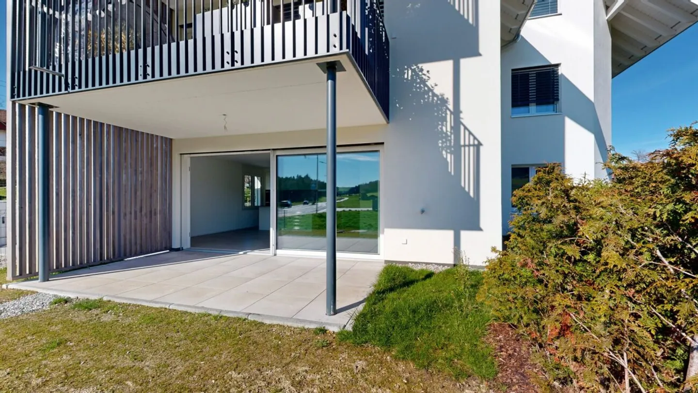 3.5 Room Apartment with Garden Patio - Photo 1 of 13