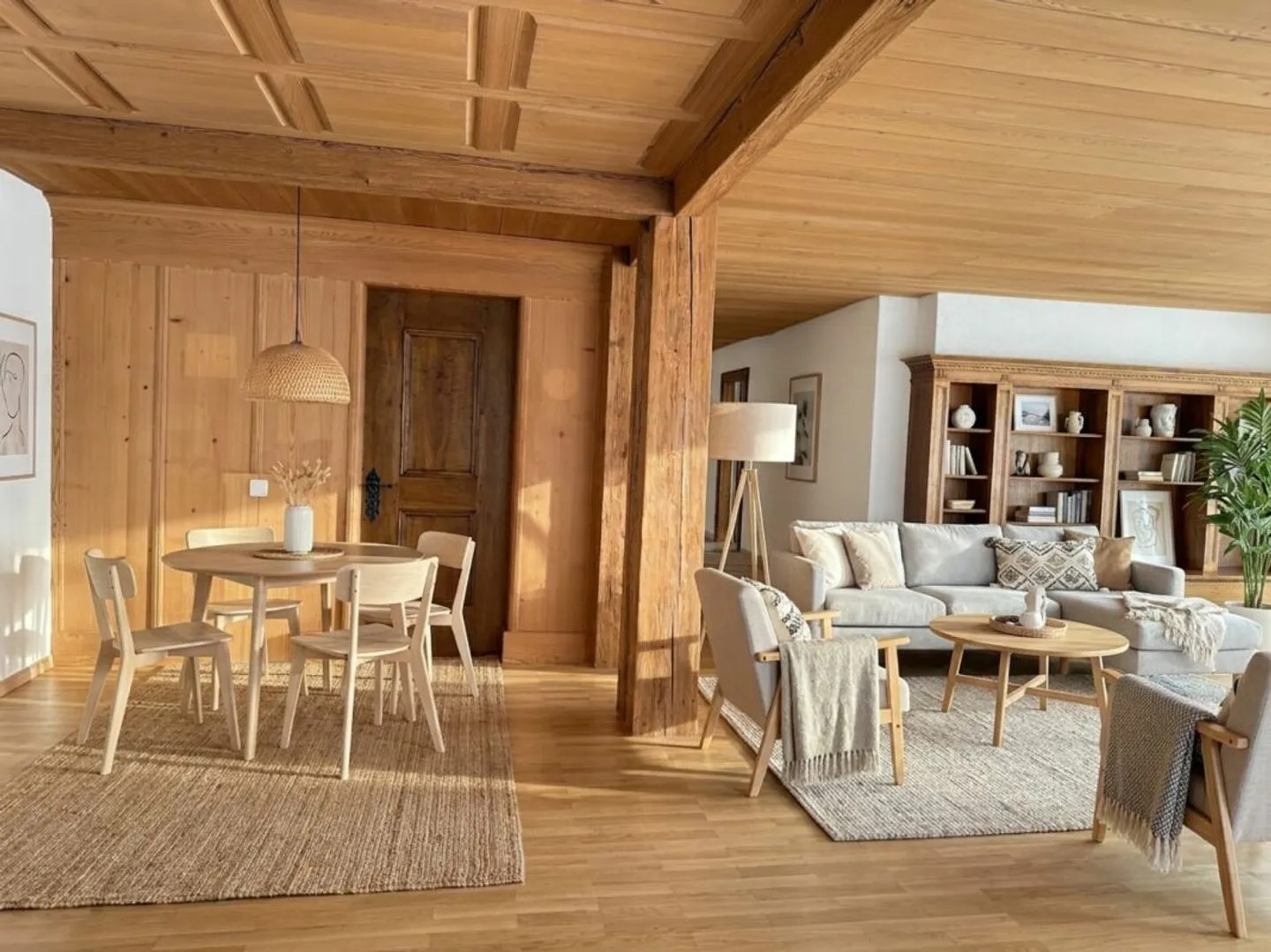 Charming Attic Apartment with Terrace - Photo 6 of 13