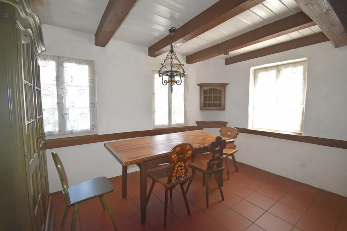 Charming rented semi-detached house in a central location in Ganterschwil - Photo 4 of 10