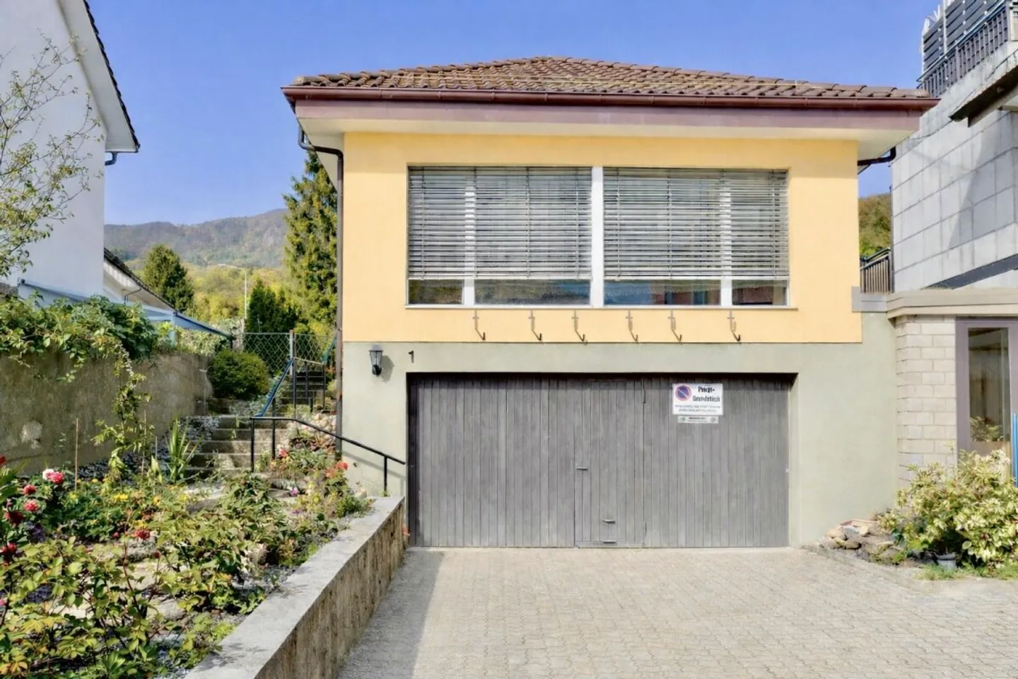 Grosszügiges Einfamilienhaus an ruhiger, zentraler Wohnlage - Photo 8 of 10