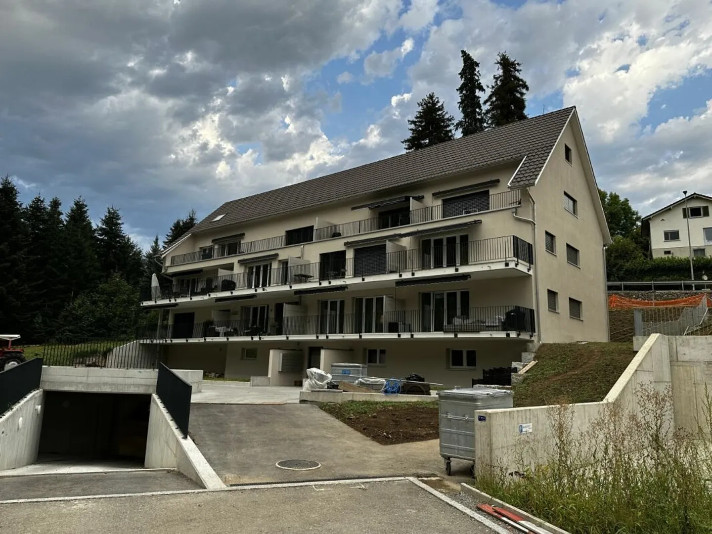 Underground parking space for rent in Hombrechtikon - Photo 1 of 1