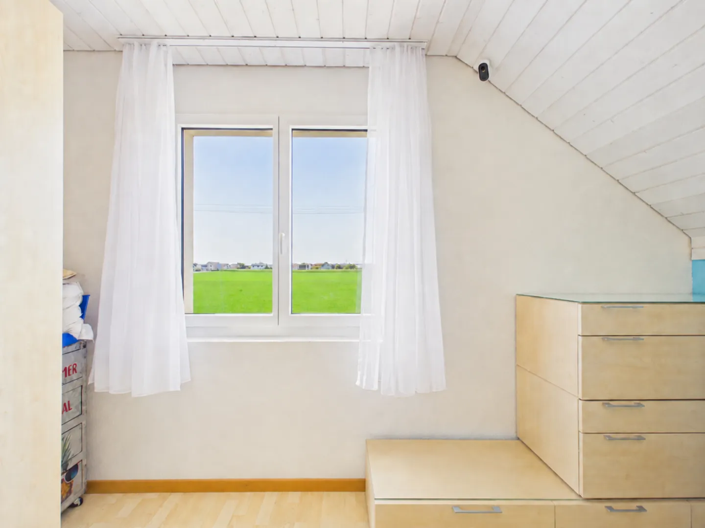 Modernes Einfamilienhaus mit Garten und schöner Weitsicht in Wolfwil - Foto 12 di 13