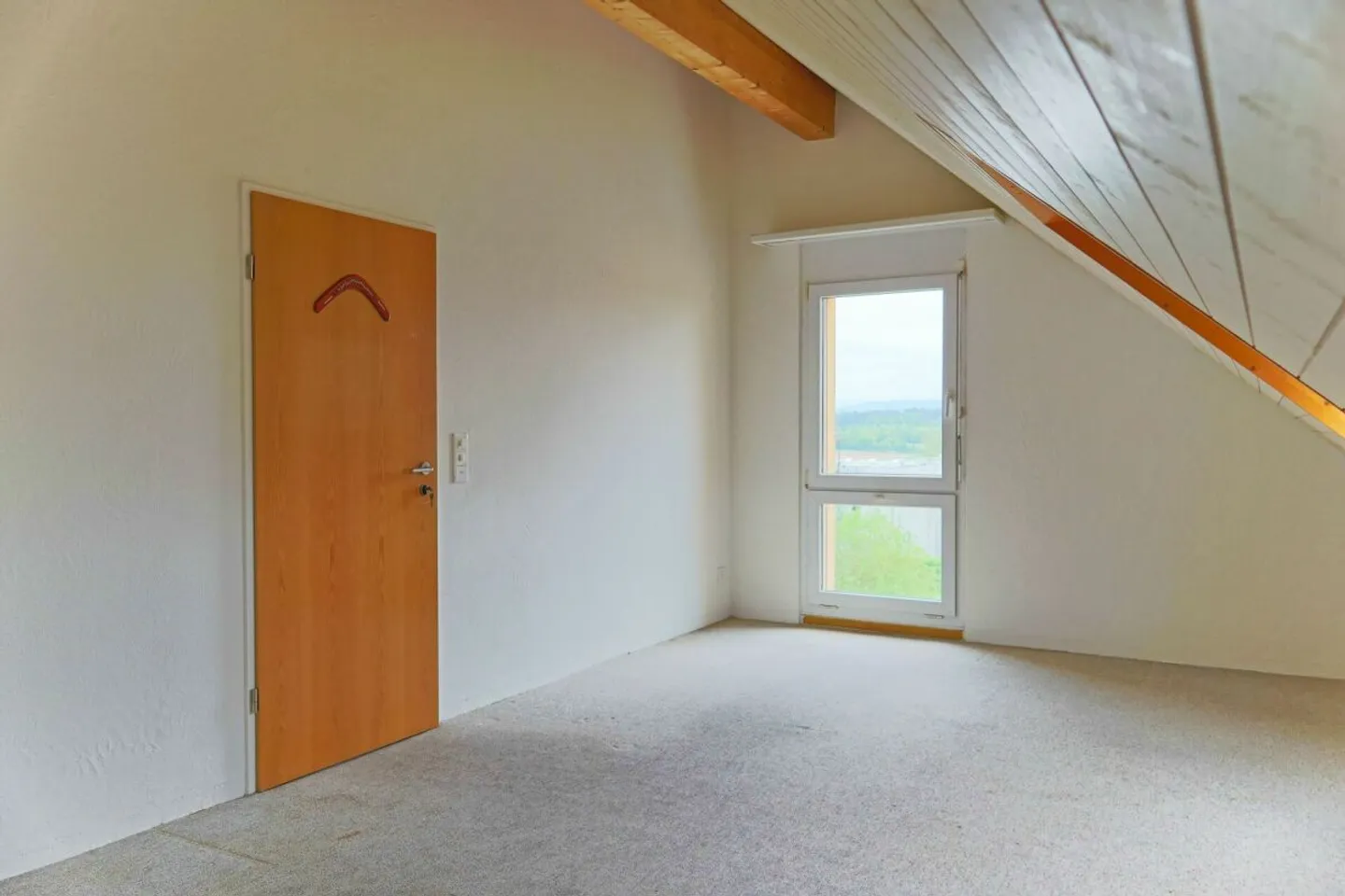 Maison d'angle de 6,5 pièces avec jardin dans un emplacement naturel calme et recherché - Photo 8 sur 13