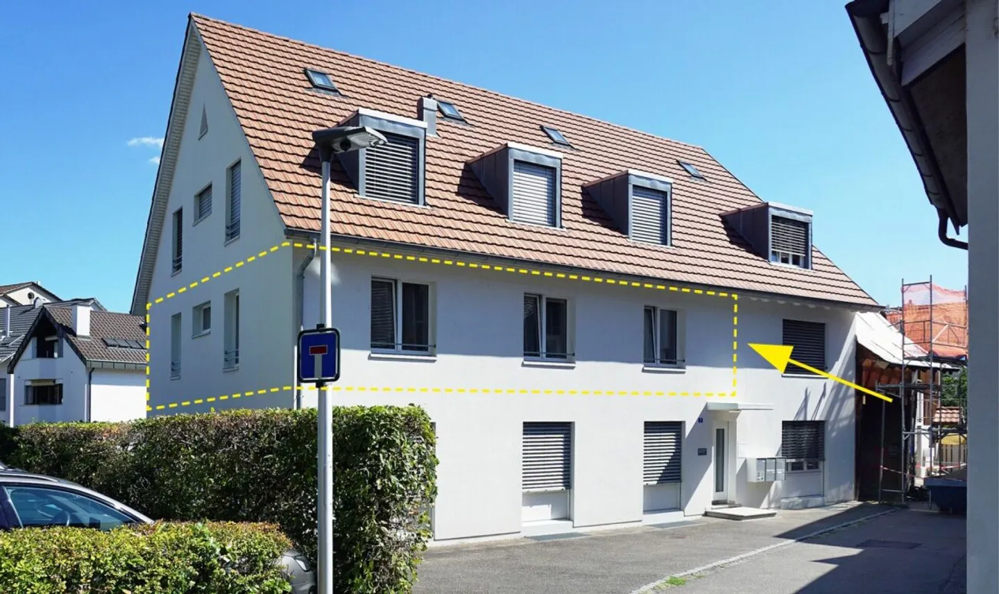 Hochwertig sanierte 4,5-Zimmer-Wohnung mit grosser Loggia, Garage und zusätzlichem Abstellplatz - Photo 1 of 13