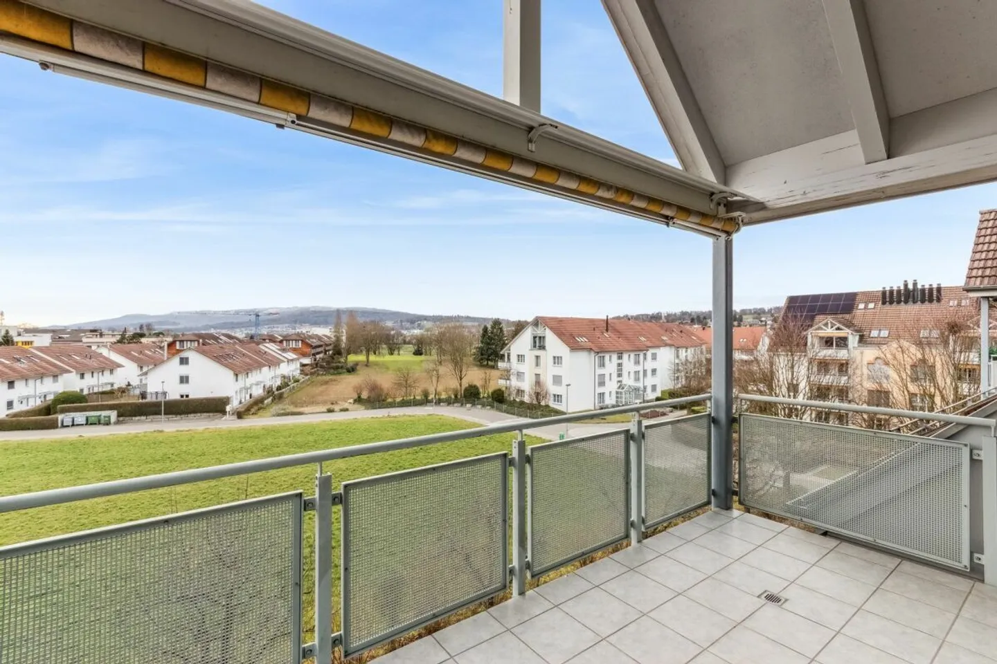 Appartamento Familiare Moderno in un Ambiente Simile a un Parco - Foto 8 di 11