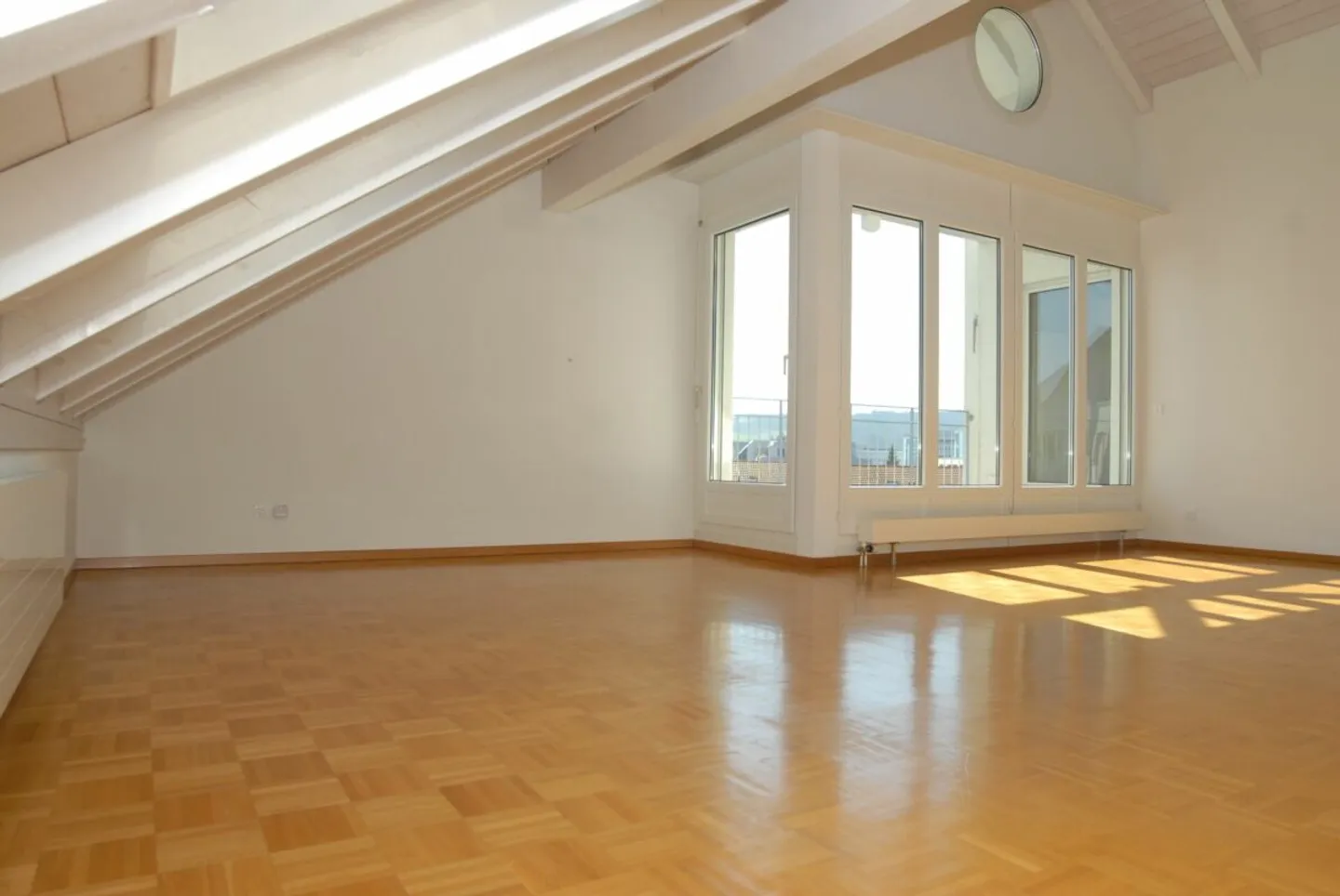Moderne 2.5-Zimmer-Wohnung - Foto 5 von 13