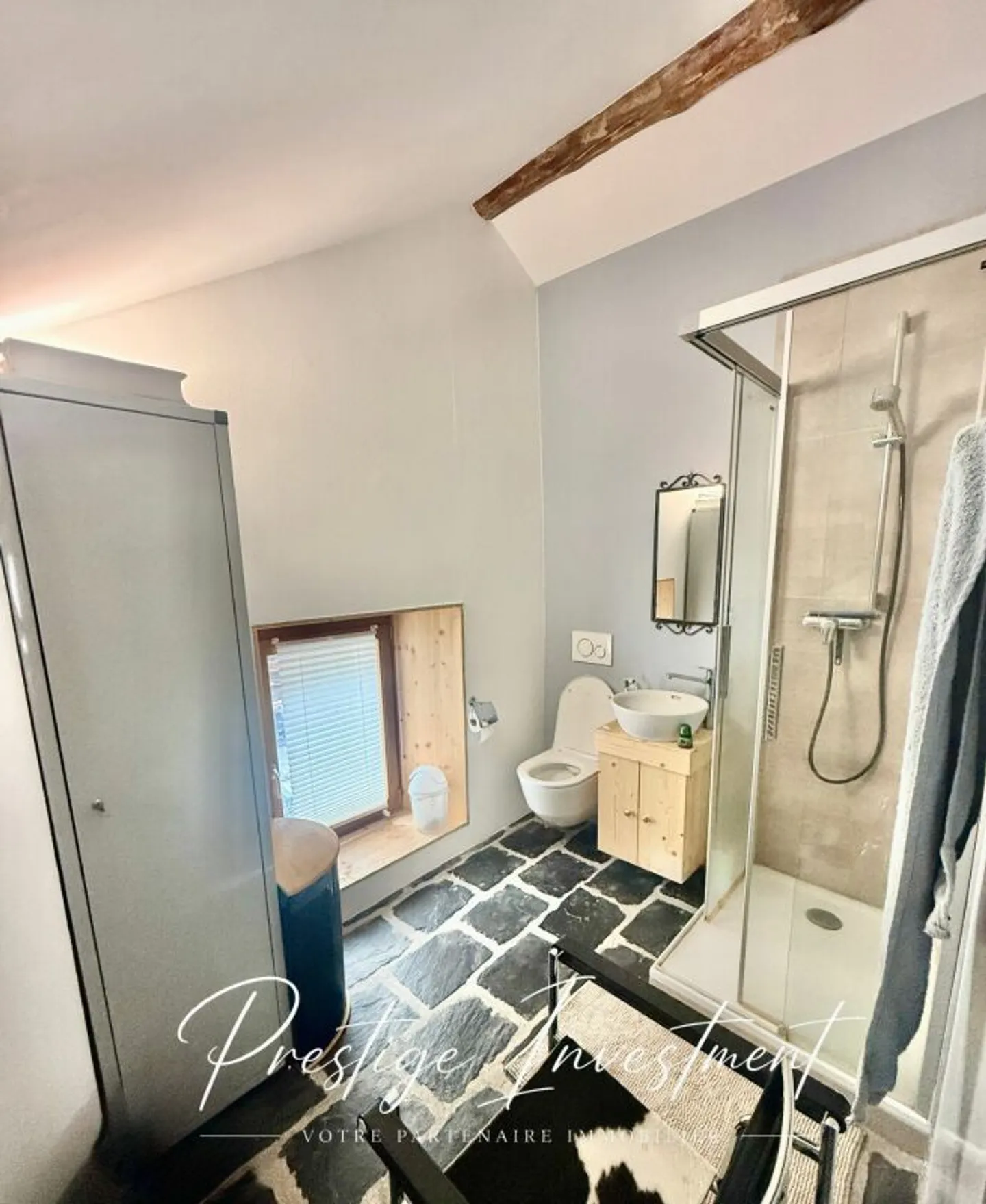 CHIC STUDIO FOR RENT - 52 M2, MASE! (MONT-NOBLE) - Photo 7 of 10