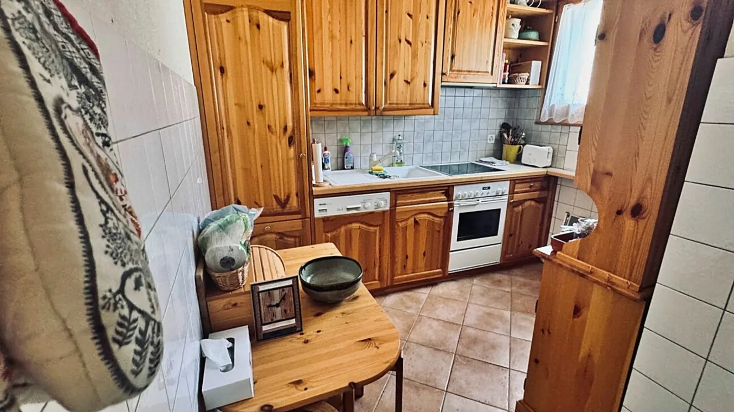 Geräumige 3,5-Zimmer-Wohnung mit großen Balkonen - Foto 7 von 13