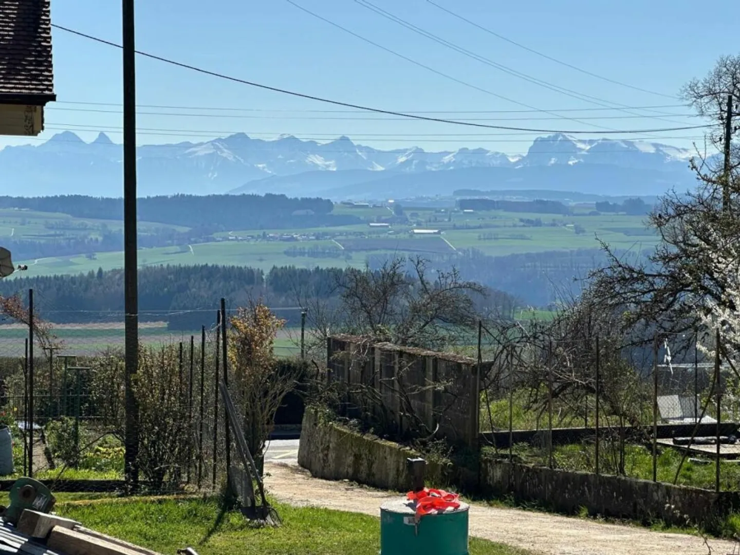 6 room property in Villars-le-Comte - Photo 6 of 13