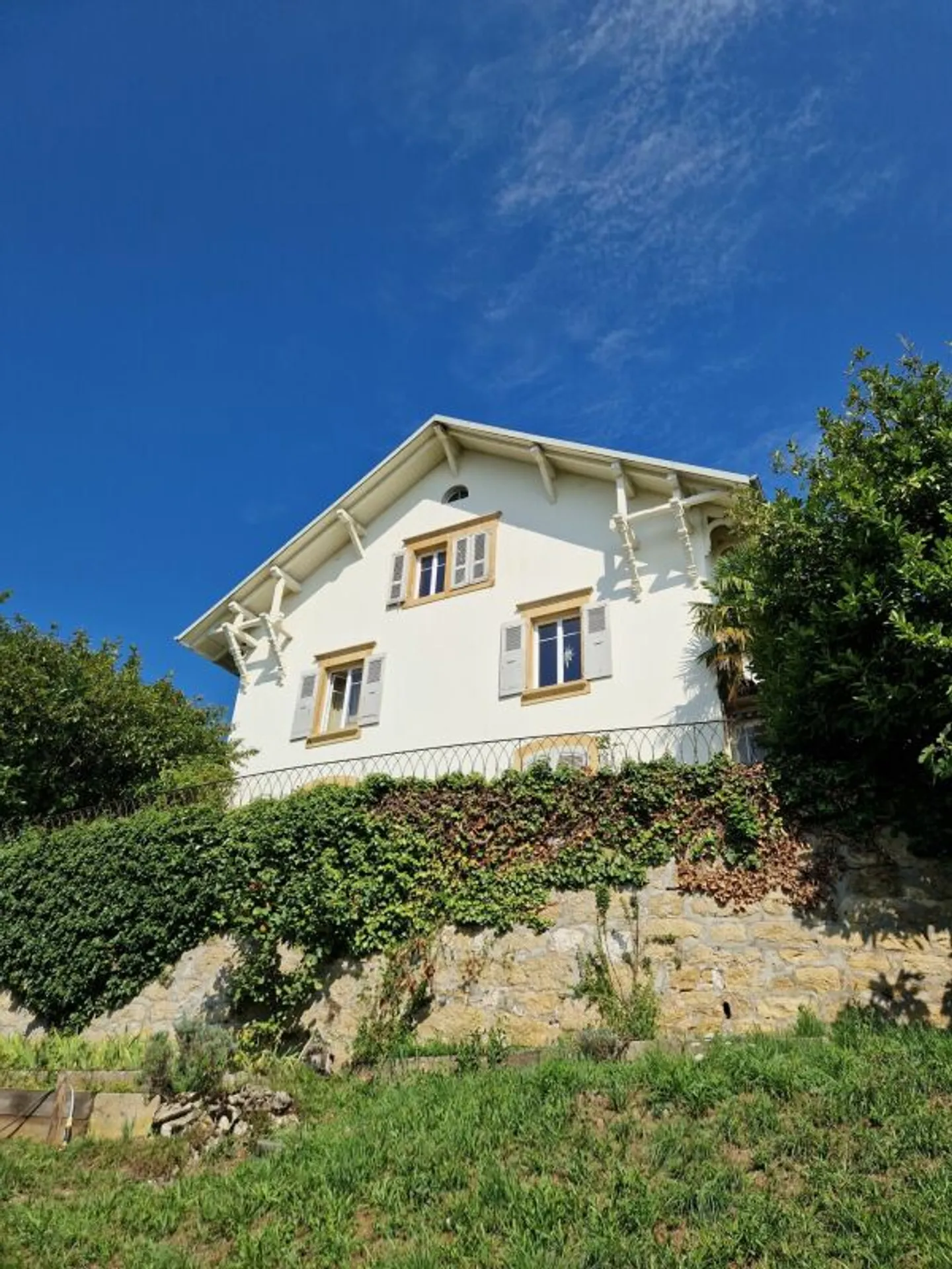 Appartamento di 3 stanze, terrazza con vista sul lago e sulle Alpi - Foto 13 di 13