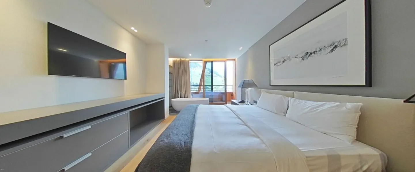 APARTMENT FOR THE HIGHEST DEMANDS - Photo 7 of 13