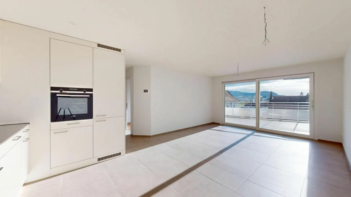 Appartamento moderno di 3,5 locali con terrazza di 27 m² - Foto 2 di 10