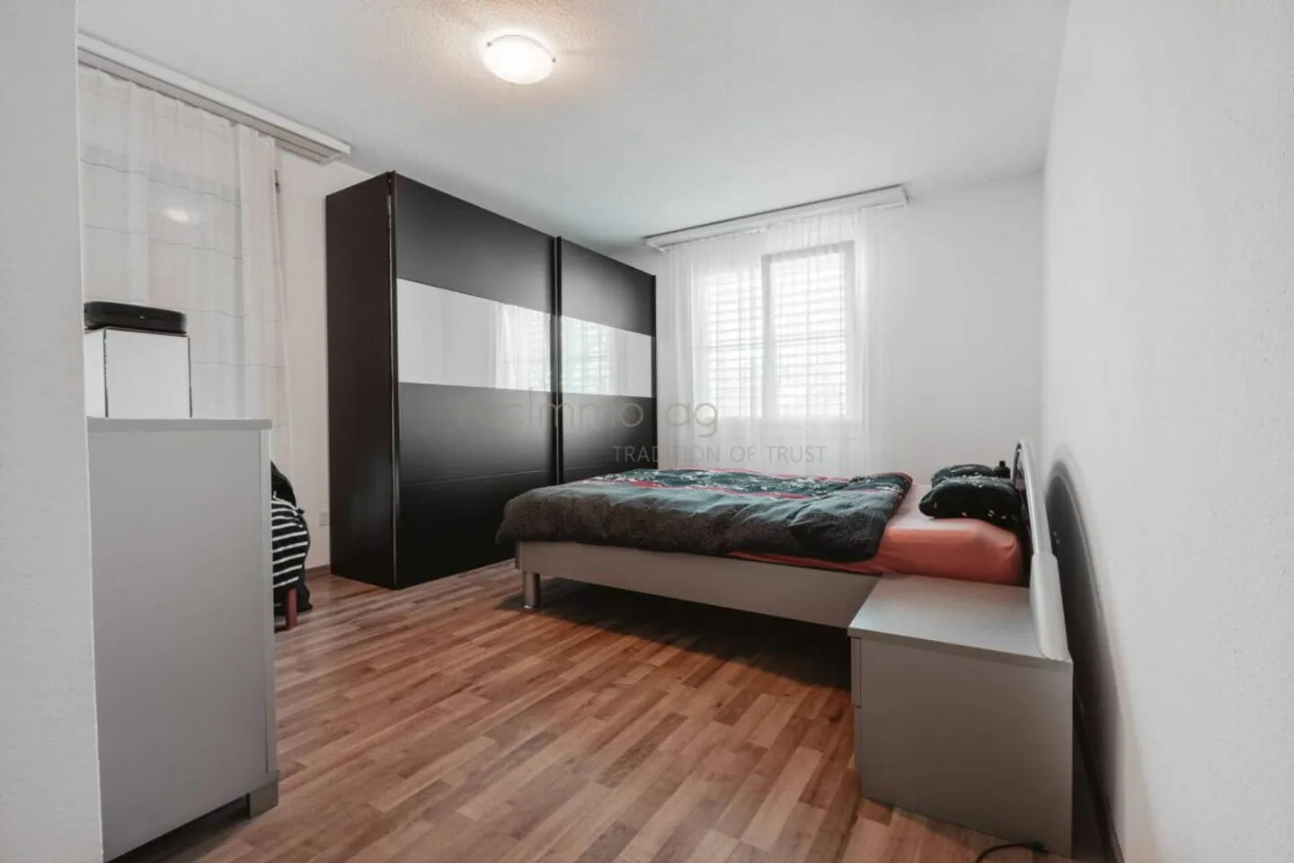 Condominium attrayant de 4,5 pièces avec balcon couvert à Cham - Photo 6 sur 13