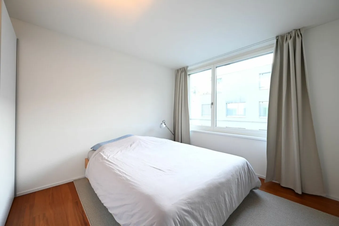 Helle 3.5-Zimmerwohnung mit Loggia und Weitblick - Photo 7 of 13