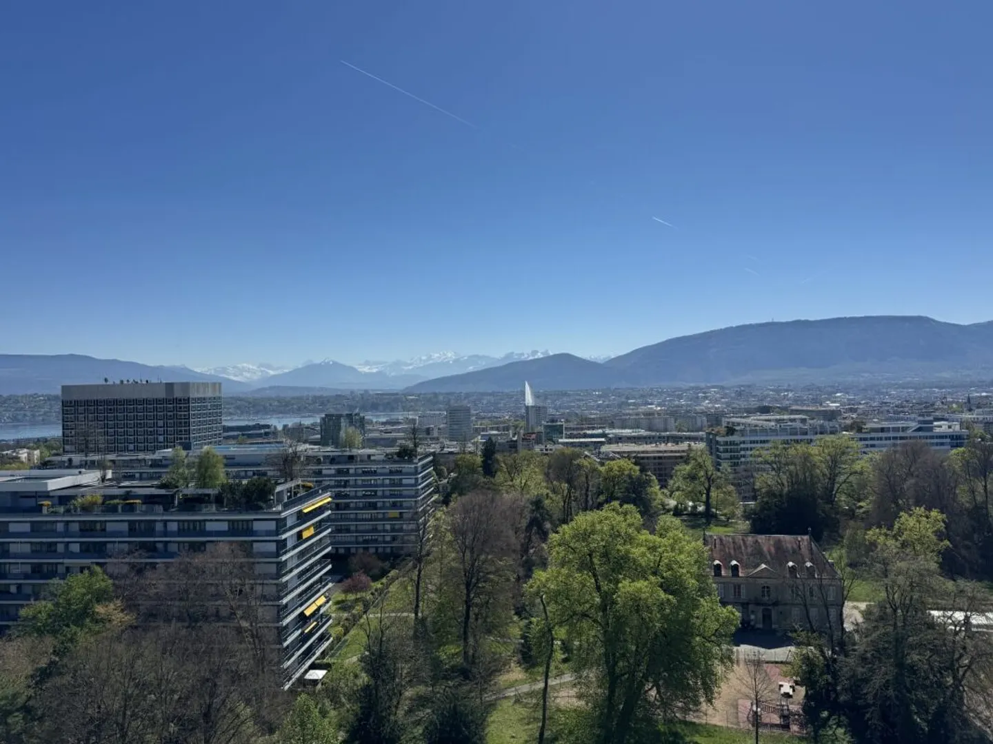 Renovated Apartment with Balcony - Photo 10 of 11