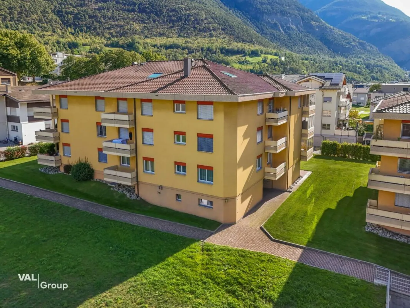 4.5 Room Apartment with Open Gallery in Glis - Photo 1 of 13
