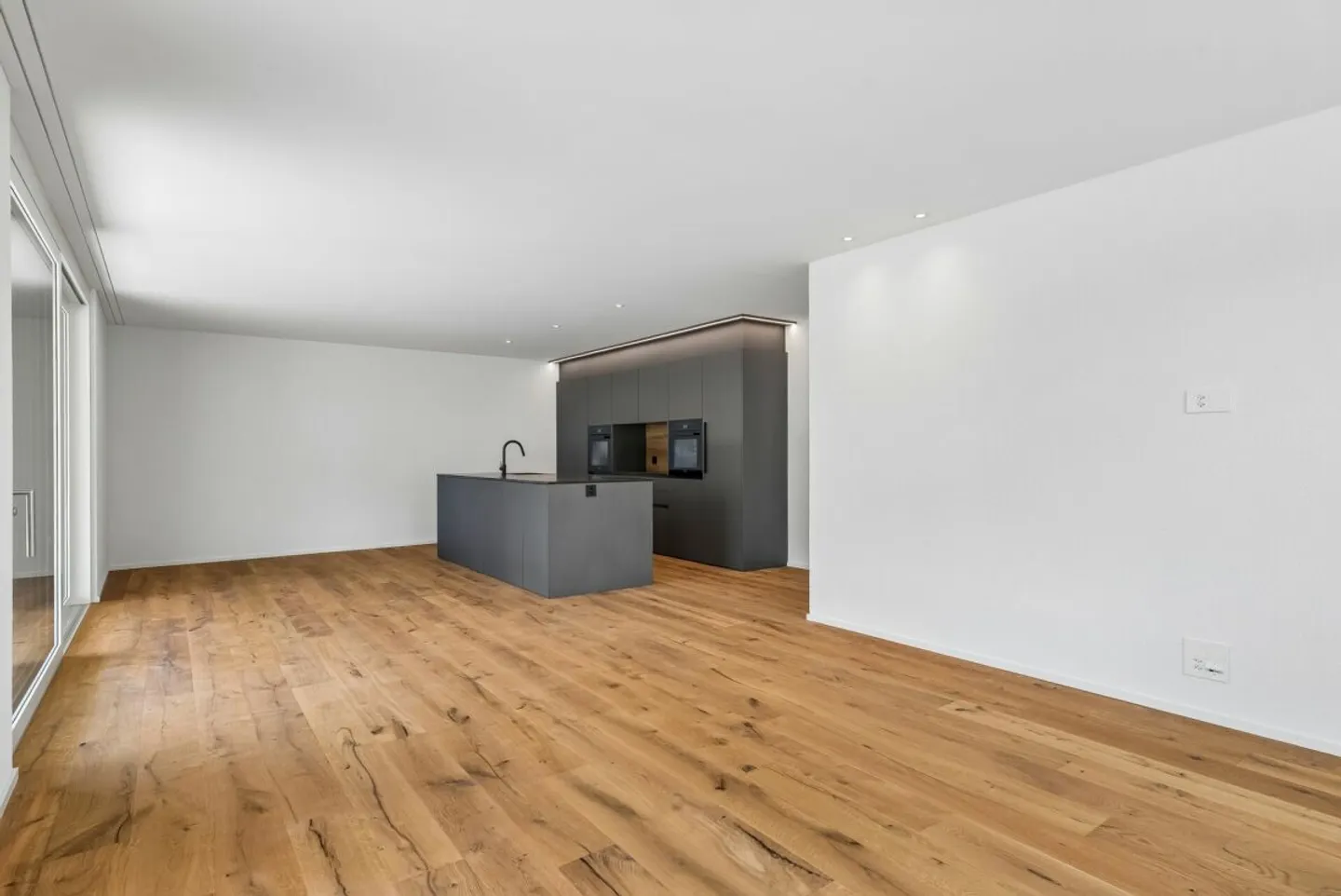 Première occupation : appartement de jardin 4.5 pièces avec jardin de 57 m² et double garage - Photo 5 sur 13