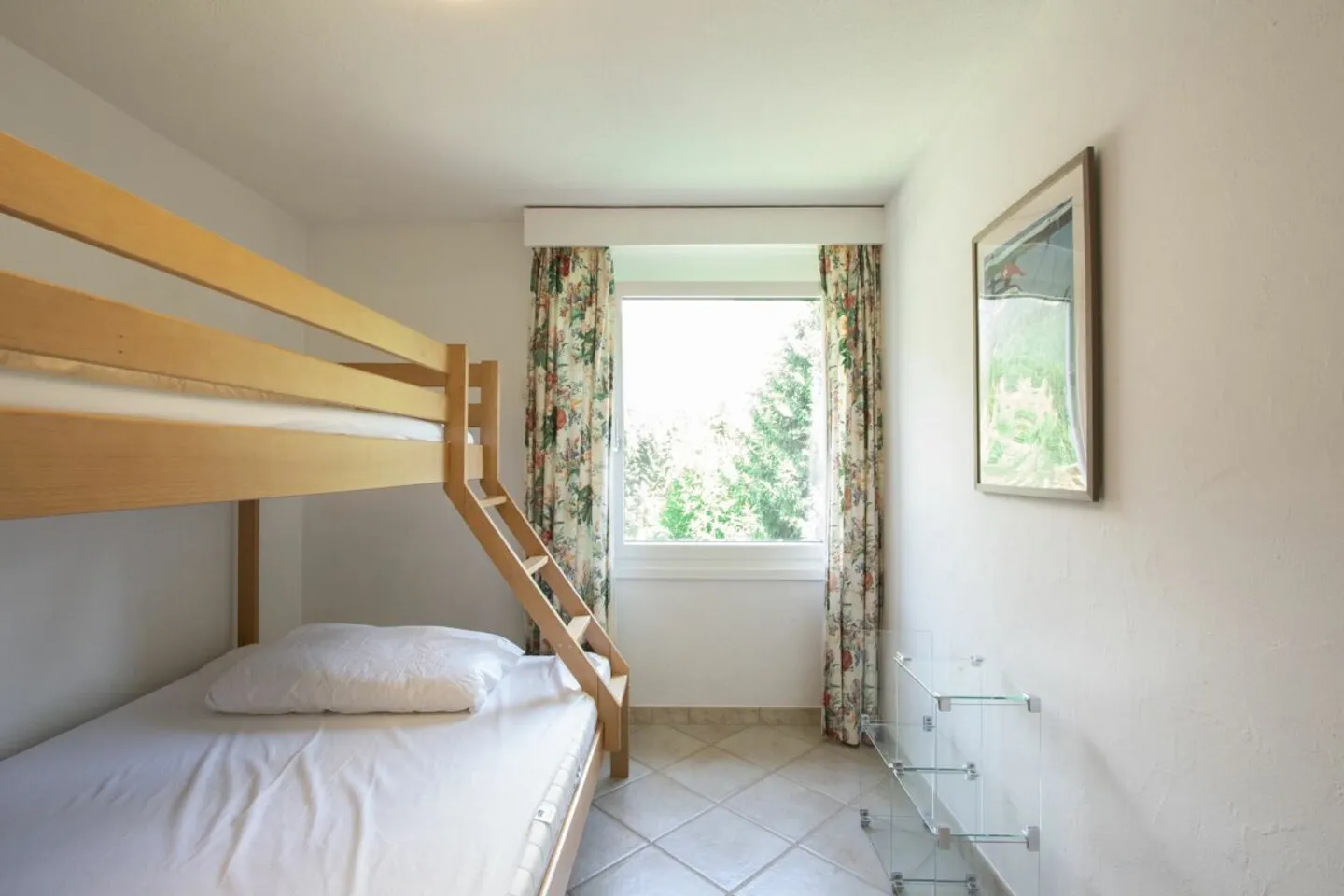 Quiet 3-room apartment in Lenzerheide by the lake - Photo 8 of 12
