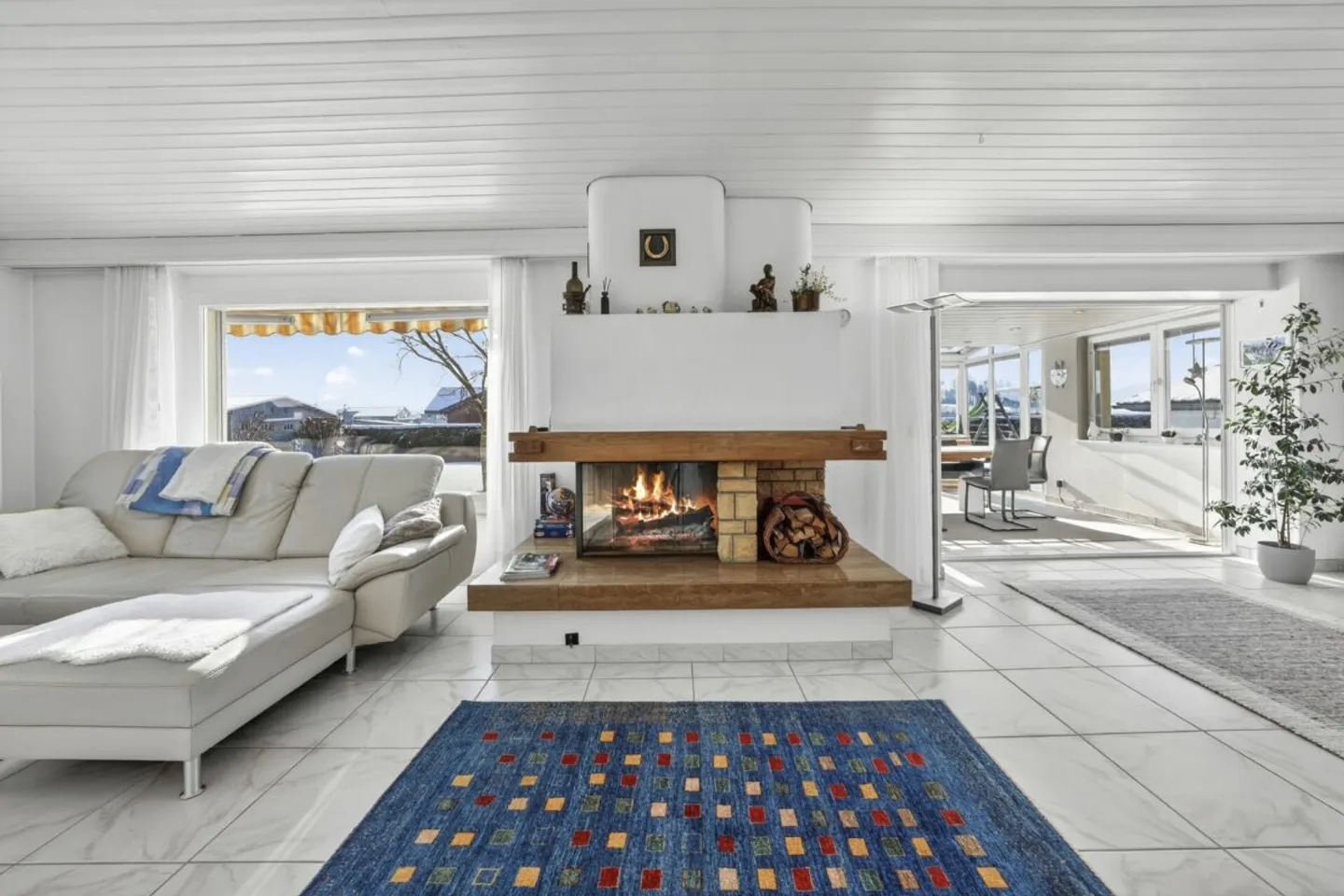 Casa familiare indipendente con molto spazio, idillio da giardino e tecnologia sostenibile - Foto 5 di 13