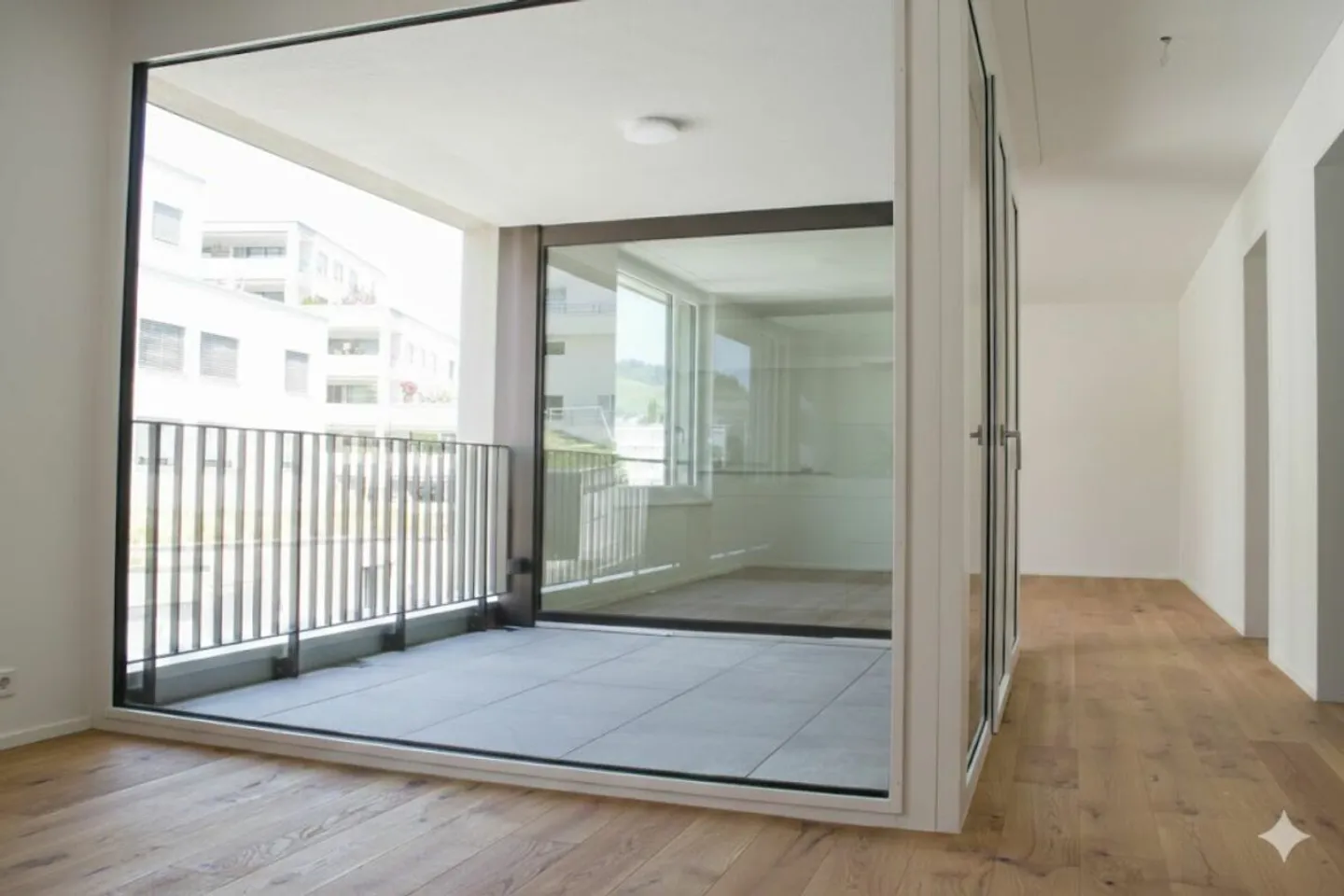 Exclusive and modern 2½-room apartment Lucerne-South - Photo 2 of 7