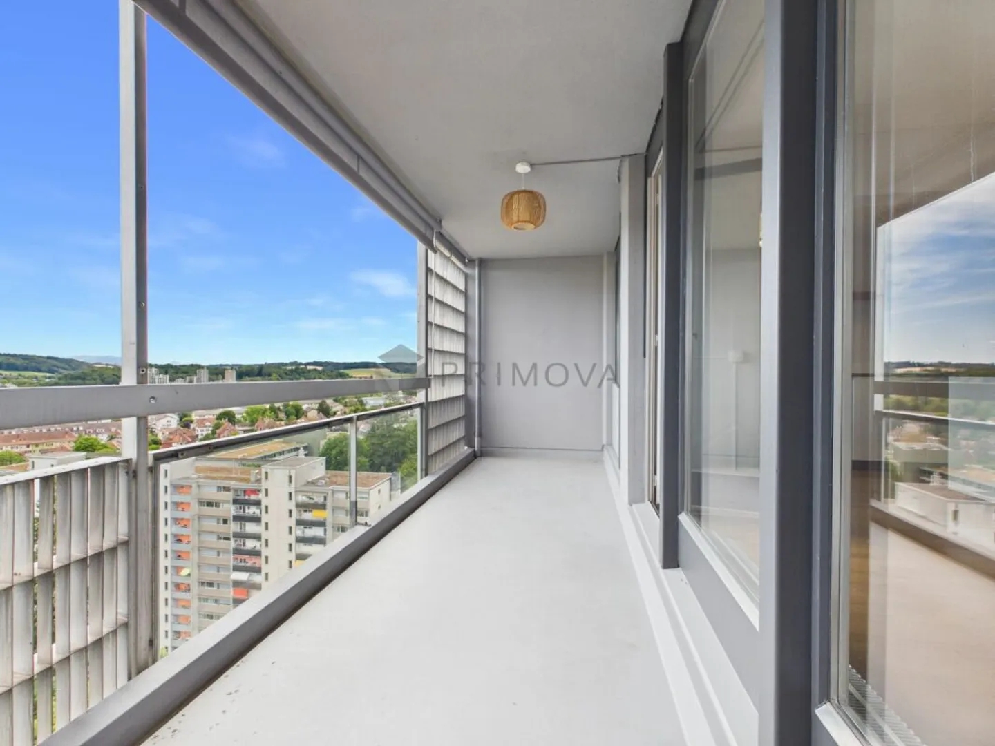 Urbaner Weitblick über Bern stilvoll wohnen im 19. Stock - Photo 10 sur 11