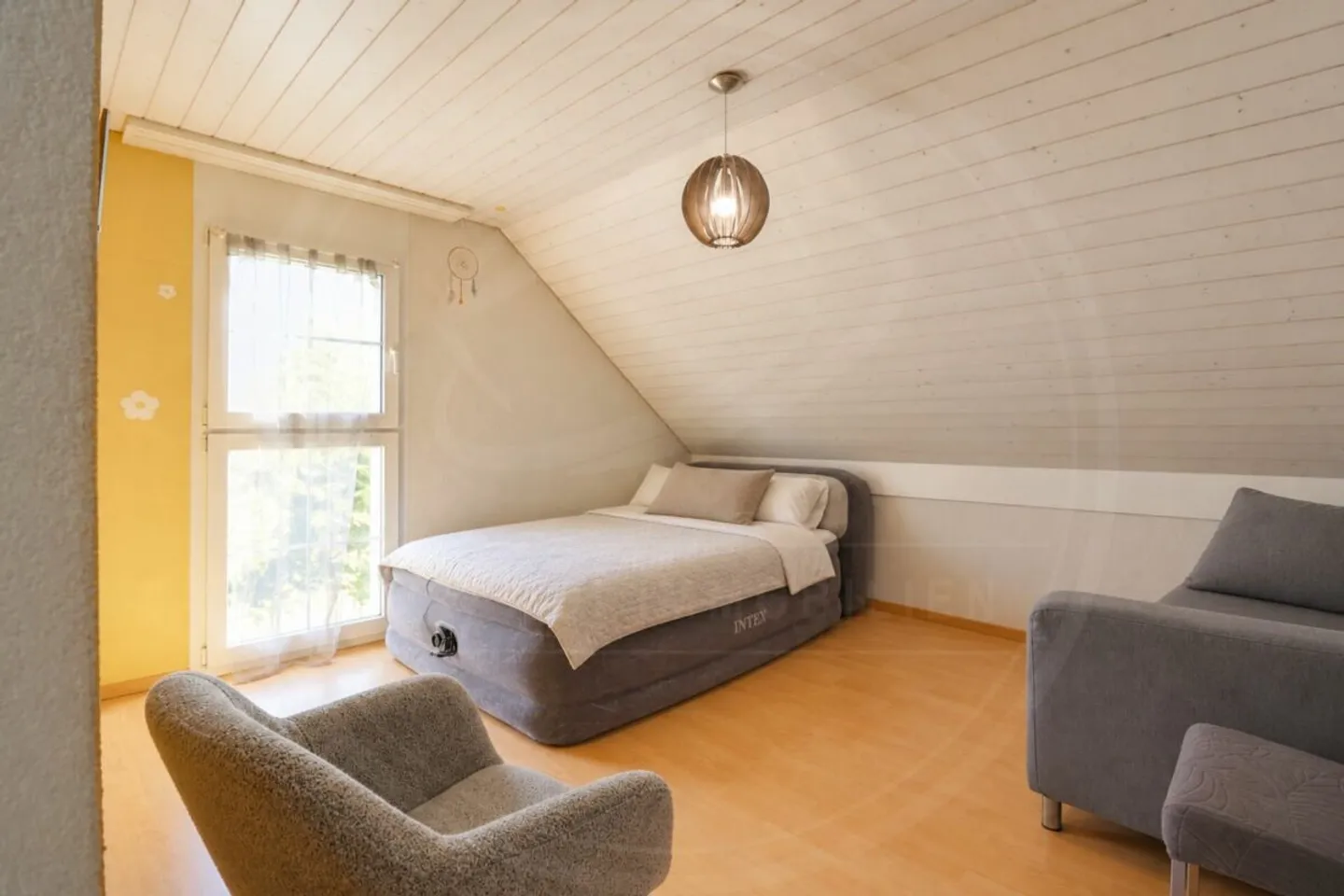 Detached 5½-room single-family house with garden and 2 underground parking spaces - Photo 8 of 12
