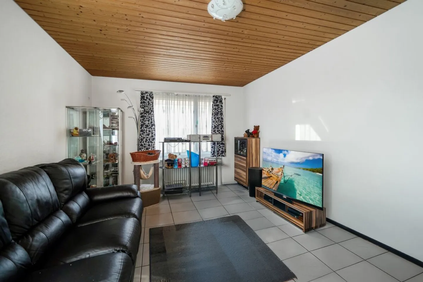 Appartement 4.5 pièces abordable dans un emplacement attrayant - Photo 4 sur 13