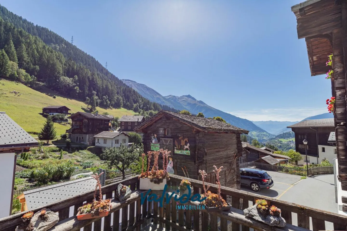 Charming residential unit with 3 apartments in the idyllic location of Ernen - Photo 1 of 13